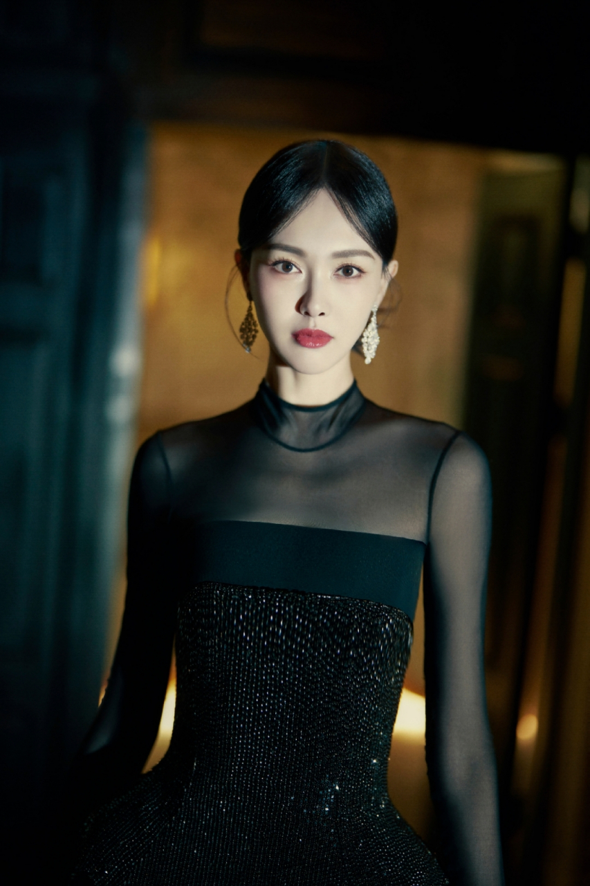 唐嫣薄纱长裙写真,若隐若现礼服诱人至极,这装扮简直是美若天仙!