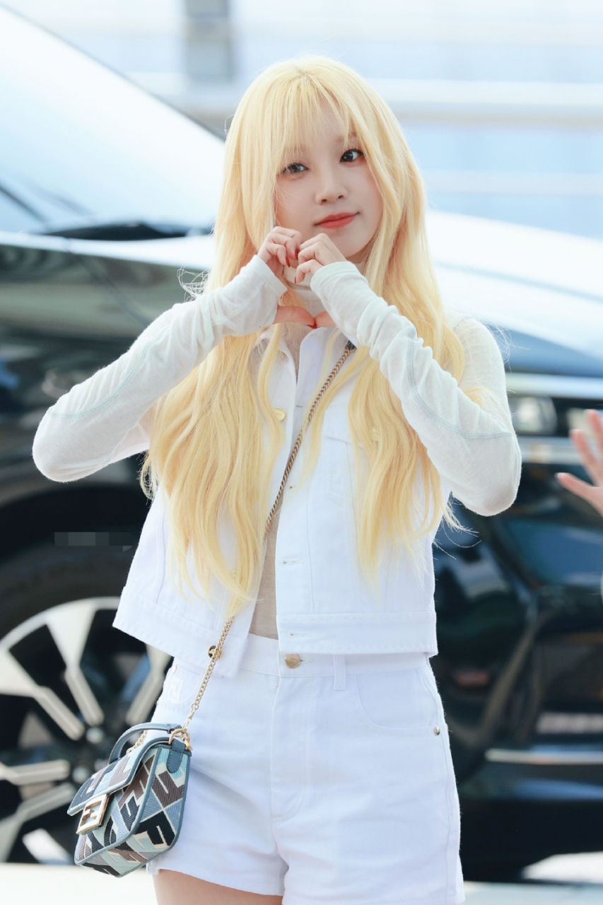 宋雨琦黄色发型太迷人了,甜美可爱看的人心动不已!#春日热点挑战赛