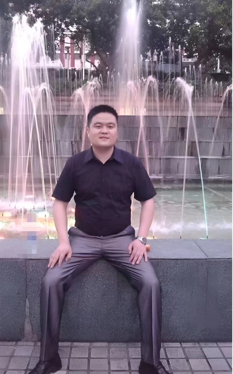 豪爸爸自由家品牌创始人 | 李君豪             李君豪,1984年,安徽人