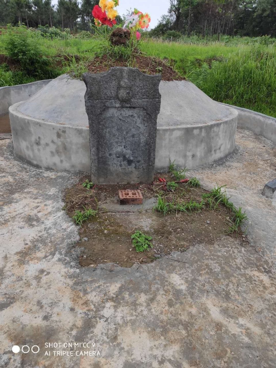 湖南,永州,宁远县,2021年清明节,建造的农村坟墓