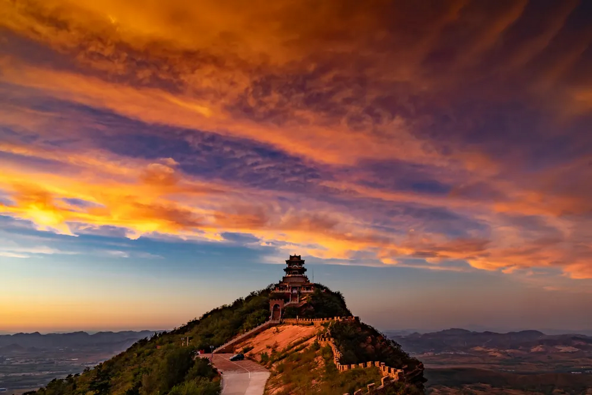 唐山青龙山景区官v消息:真诚地向每一个"她"致敬!