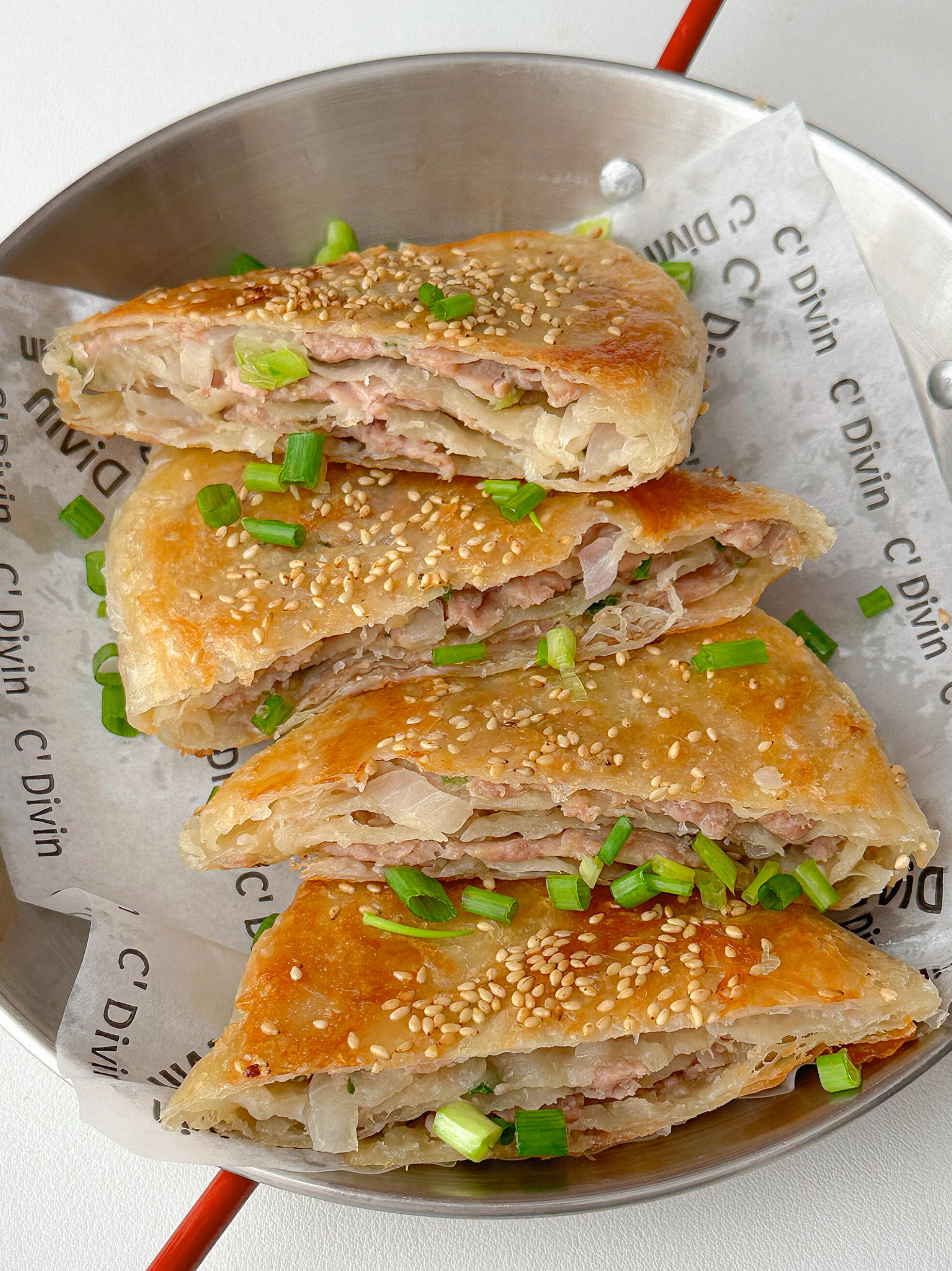 孩子点名要吃的千层肉饼😭不用揉面也太方便了,不用和面就能做的