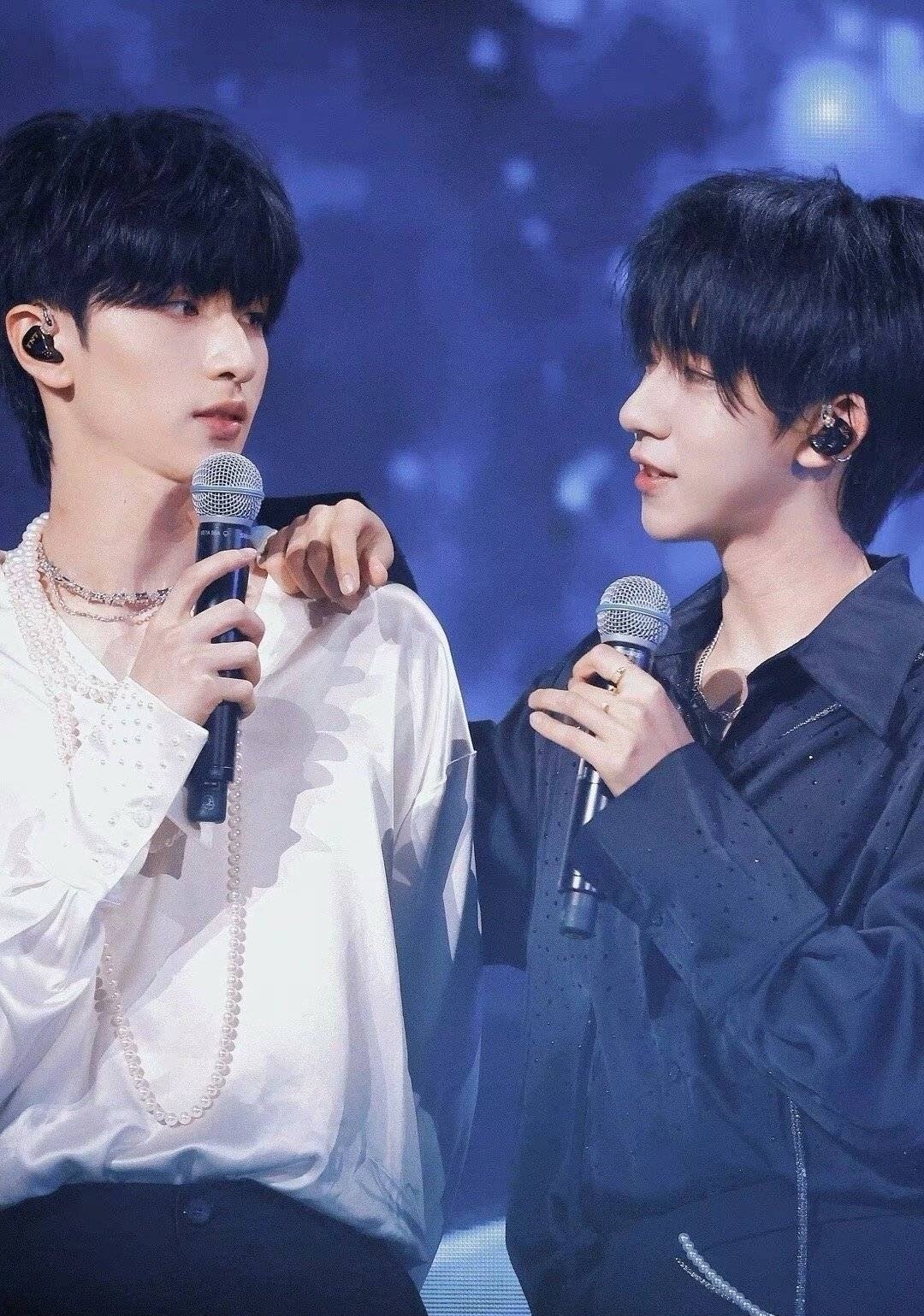 (^v^) #时代少年团贺峻霖# #时代少年团严浩翔