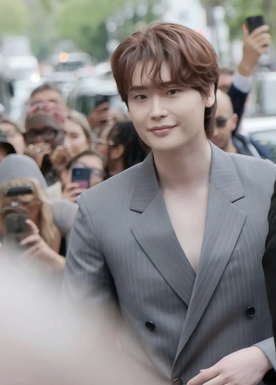 李钟硕现在怎么变成这样了?