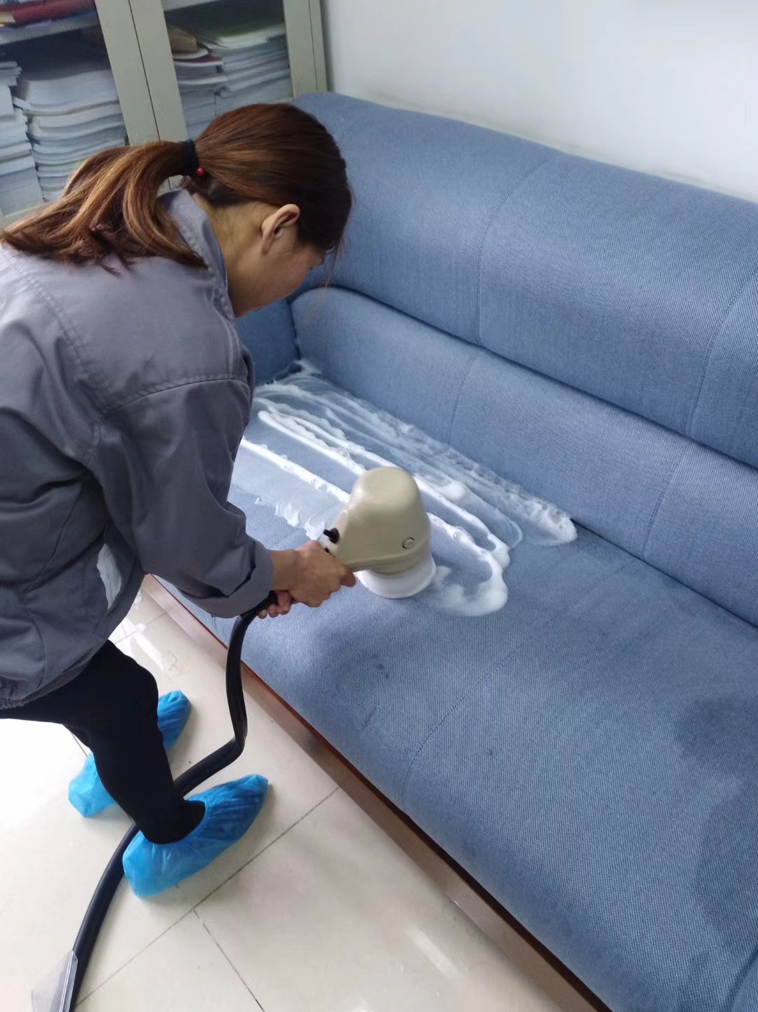 平定县沙发清洗：打造温馨家居环境的新选择