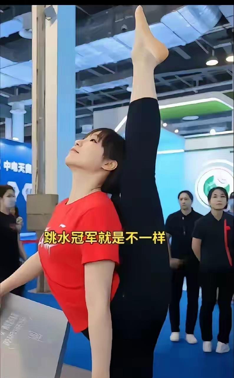 JackeyLove迎来十五赛季出色发挥，加拿大队观众热烈欢呼！的简单介绍开云
