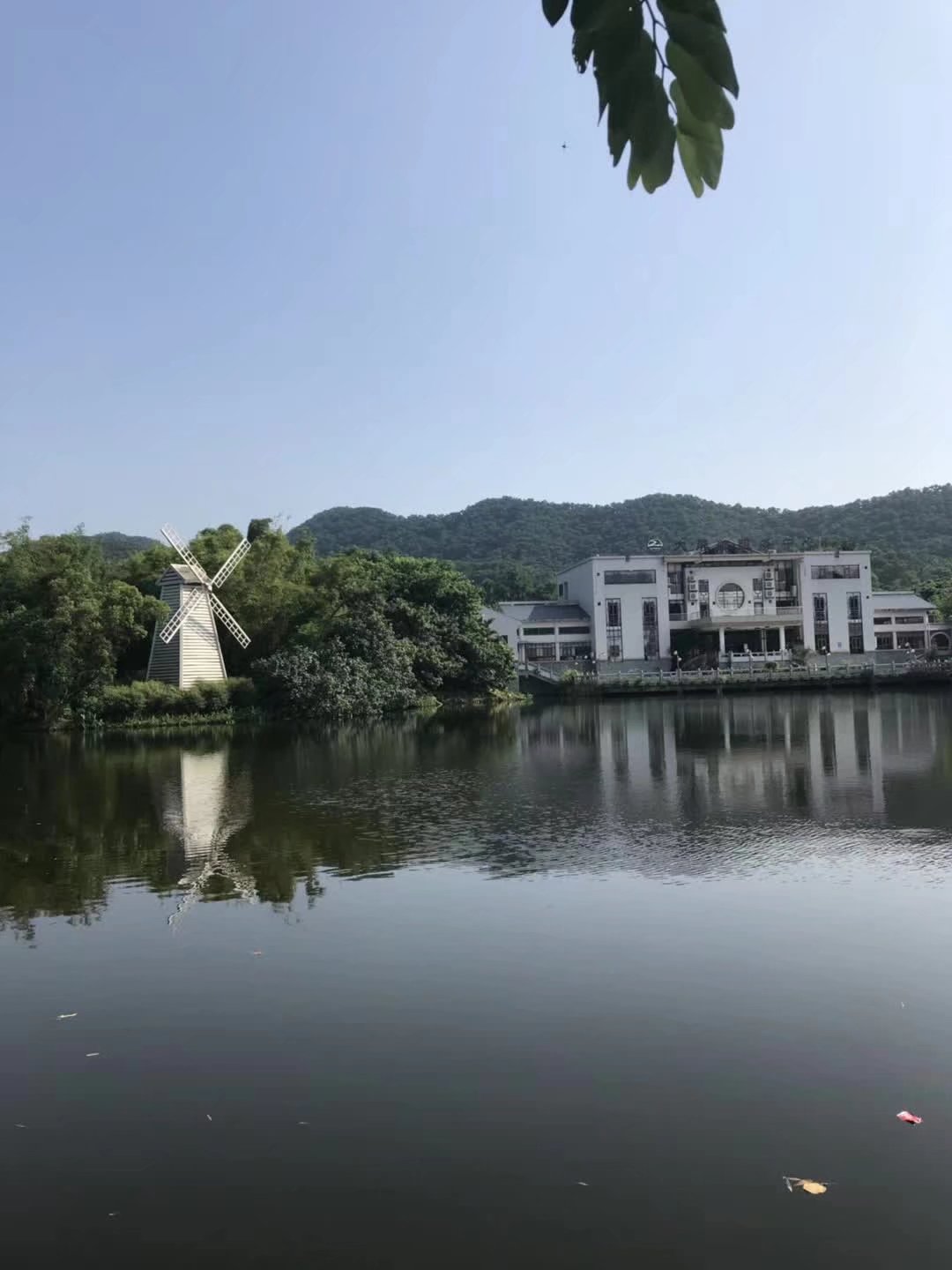 不要纠结过去多少成败,不去设定未来多少期待,我的生