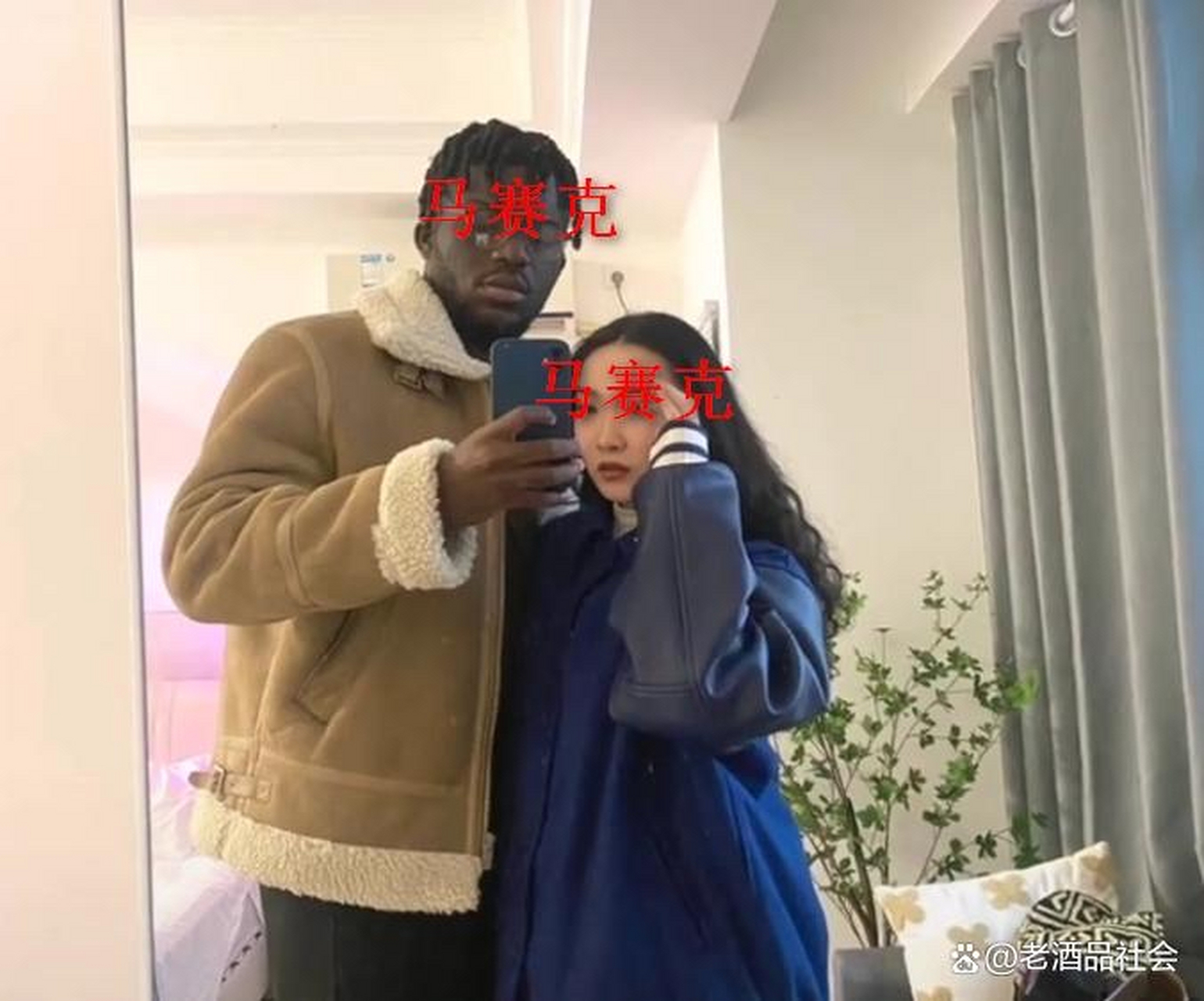 这些中国女人与黑人在一起为荣,不知以后又是那位绿哥花天价彩礼娶