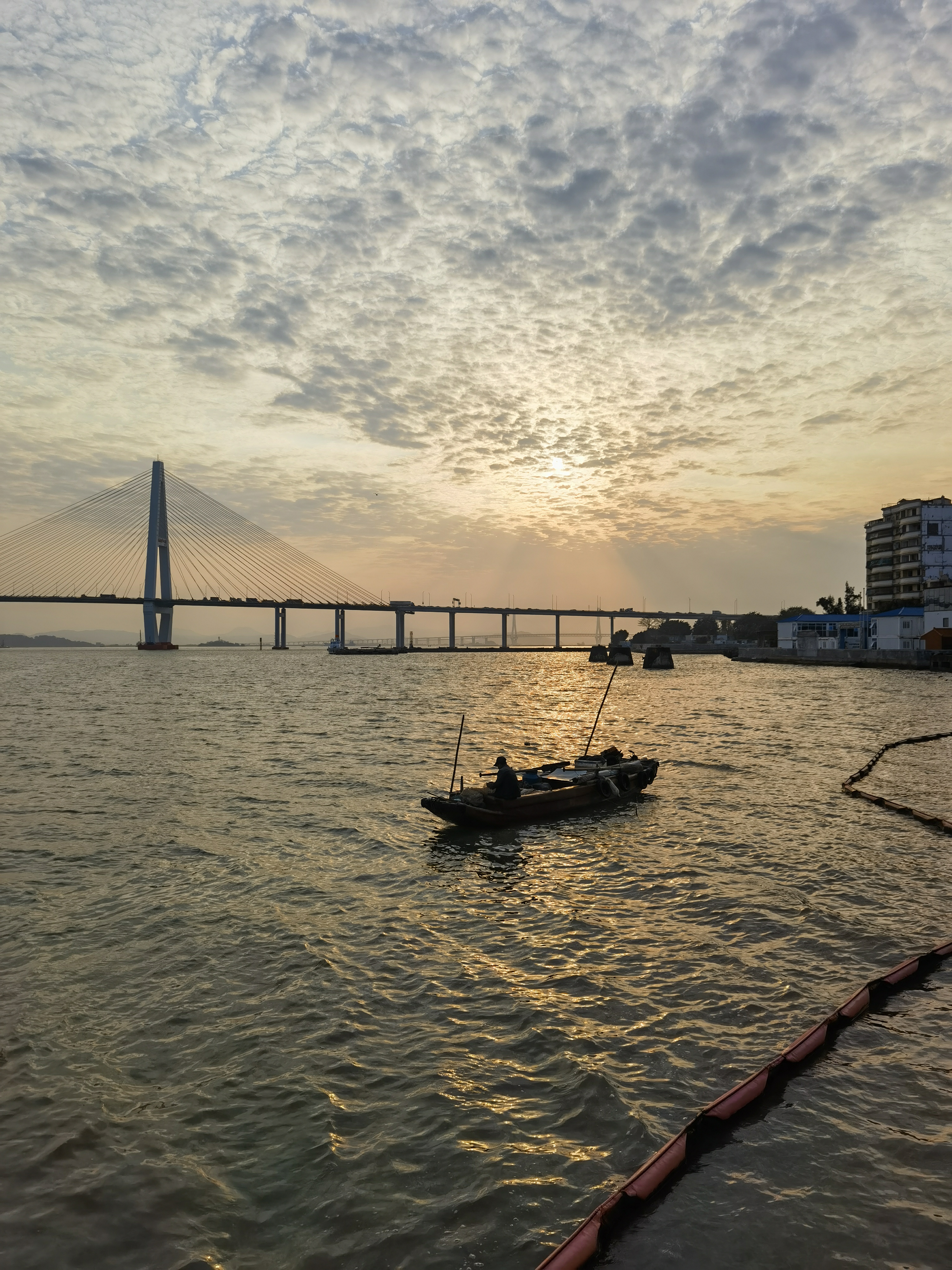 汕头礐石大桥的黄昏