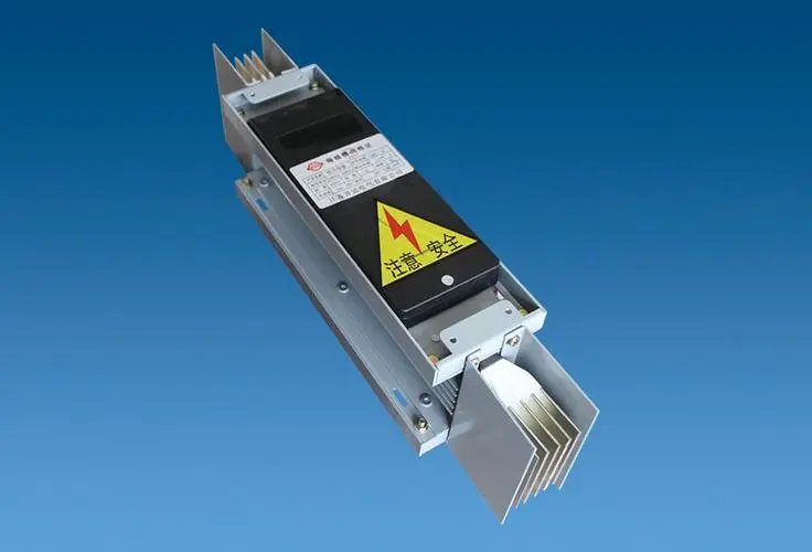 公司主要产品有:滑触线,滑线,电缆滑线,集电器,行车滑触线,安全滑触线