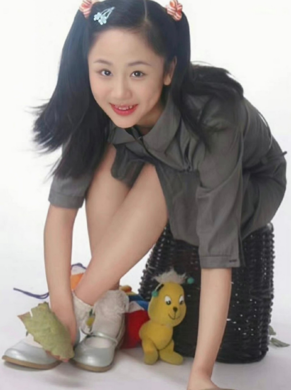 杨紫早期照片脸上有点肉肉的,不过好可爱[大笑]#杨紫