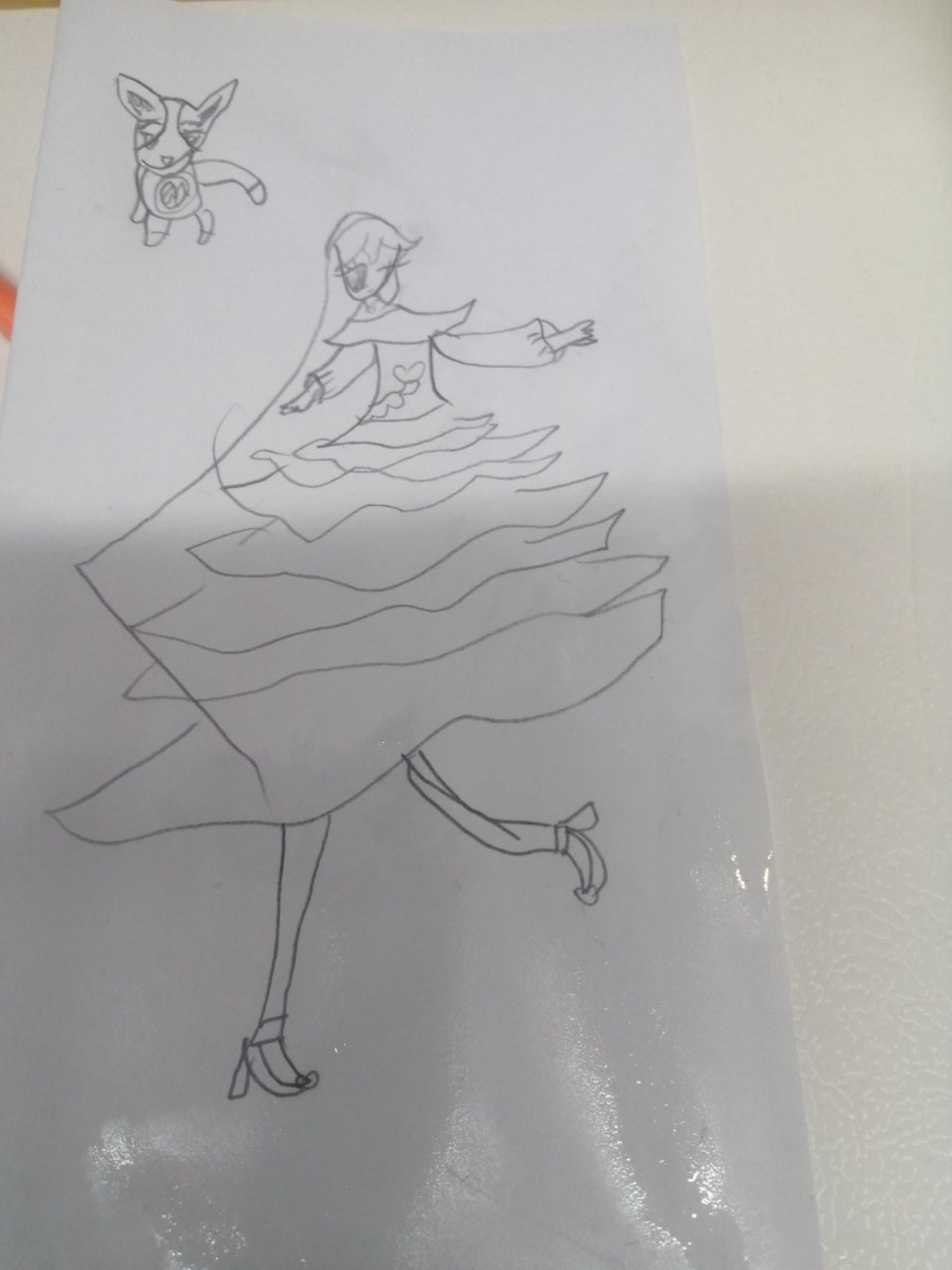 我的这个安安姐似乎换了一个人,狗也画的好丑,算了我还是放弃吧[流泪]