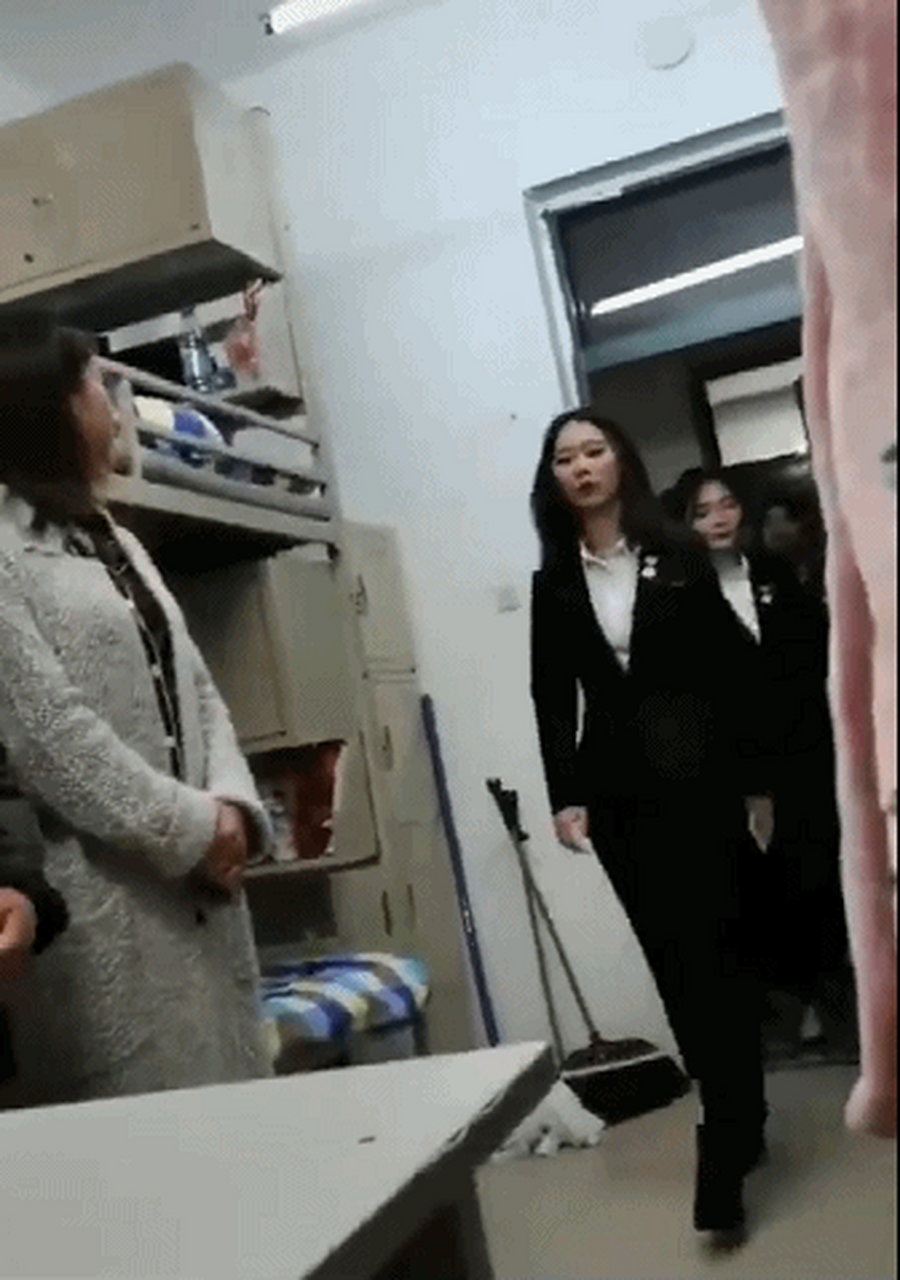 嚣张学姐张美玉抑郁了?