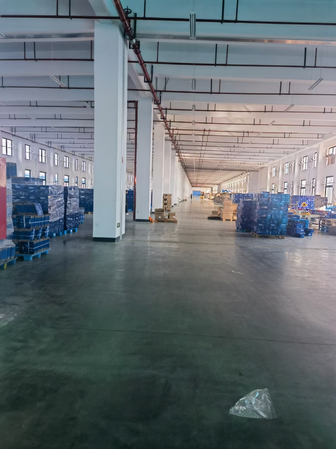 97探秘工厂内部,感受真实忙碌工作氛围92  92眼前这张图,让我