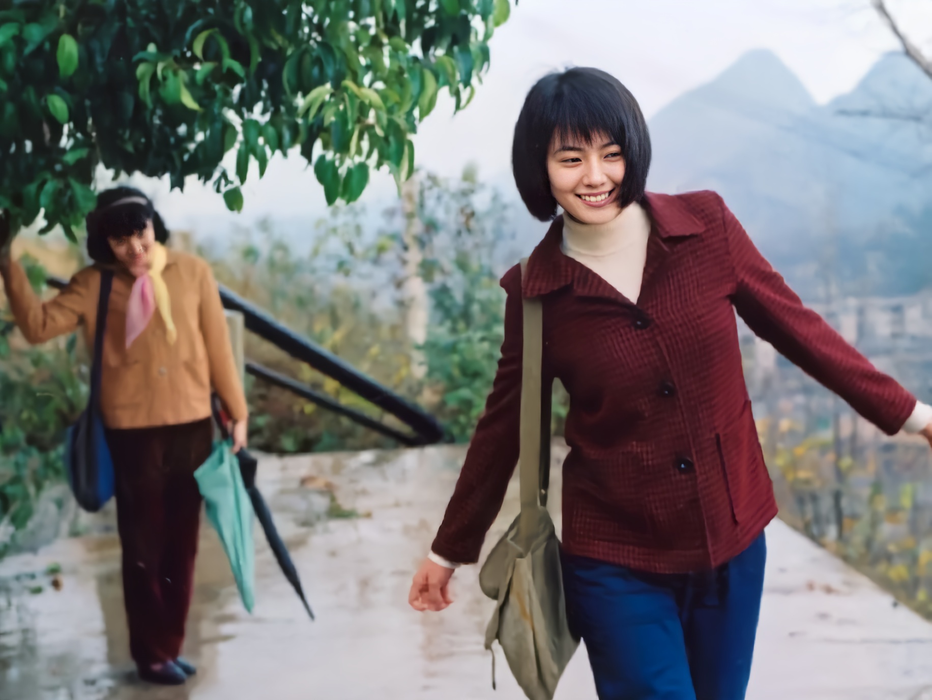 谁知,遇上60岁老校长,从此,命运开始轮转!