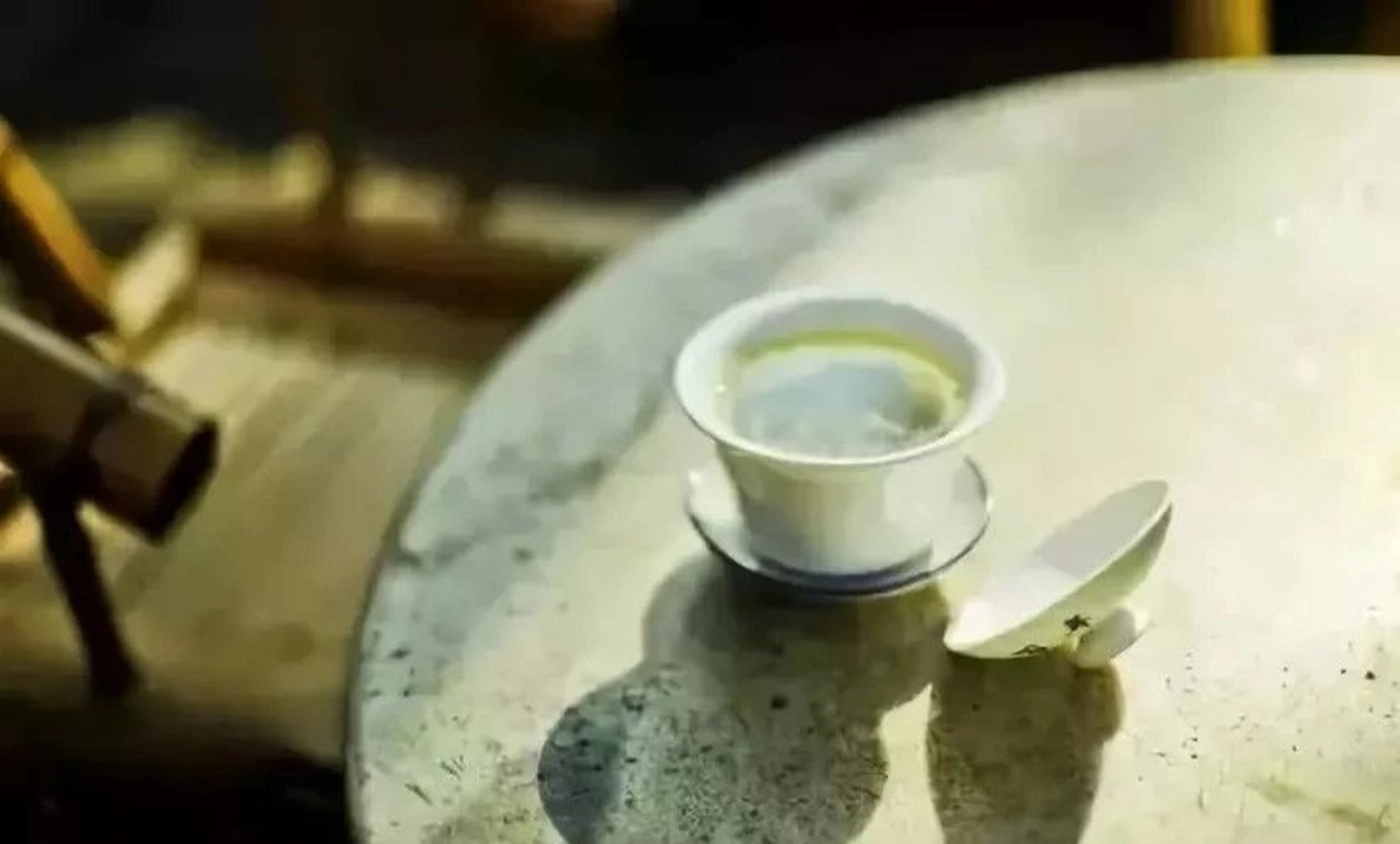 念空大叔# 一个人活在世上,庸俗和高贵可以让人一眼洞穿.