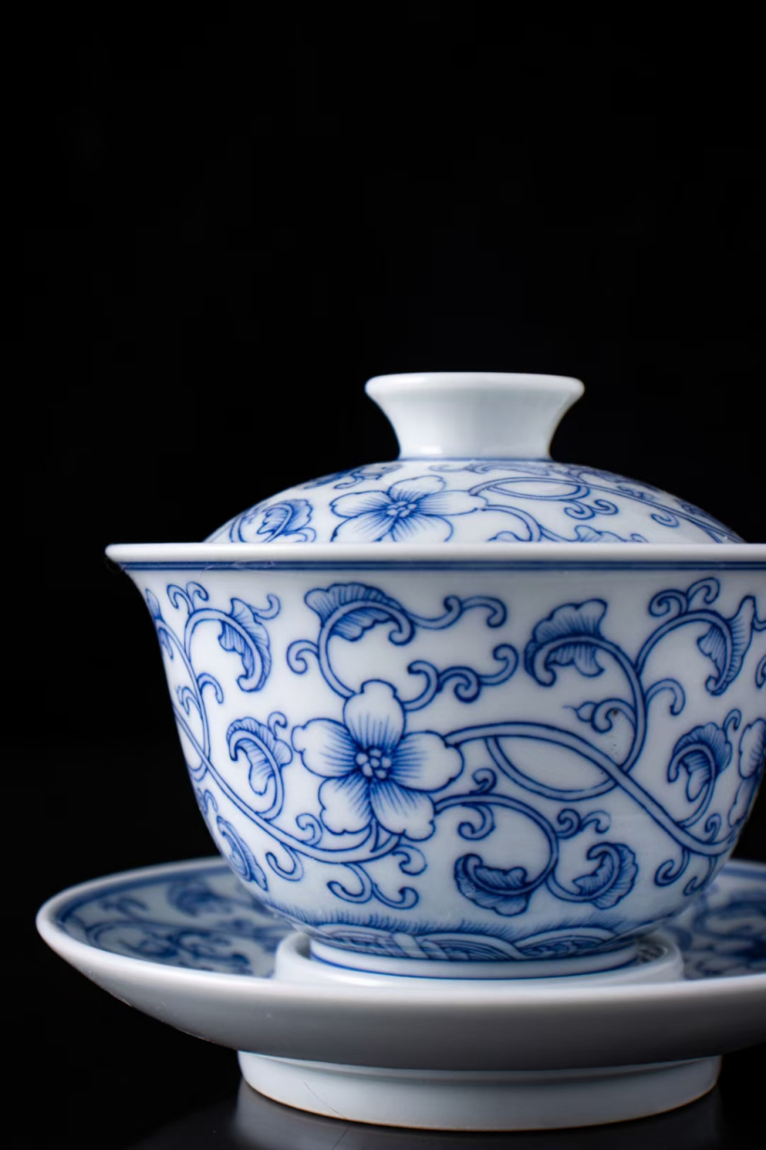 高档手绘淡描缠枝花卉功夫岩茶专用茶具三才小盖碗套系品茗四杯茶杯