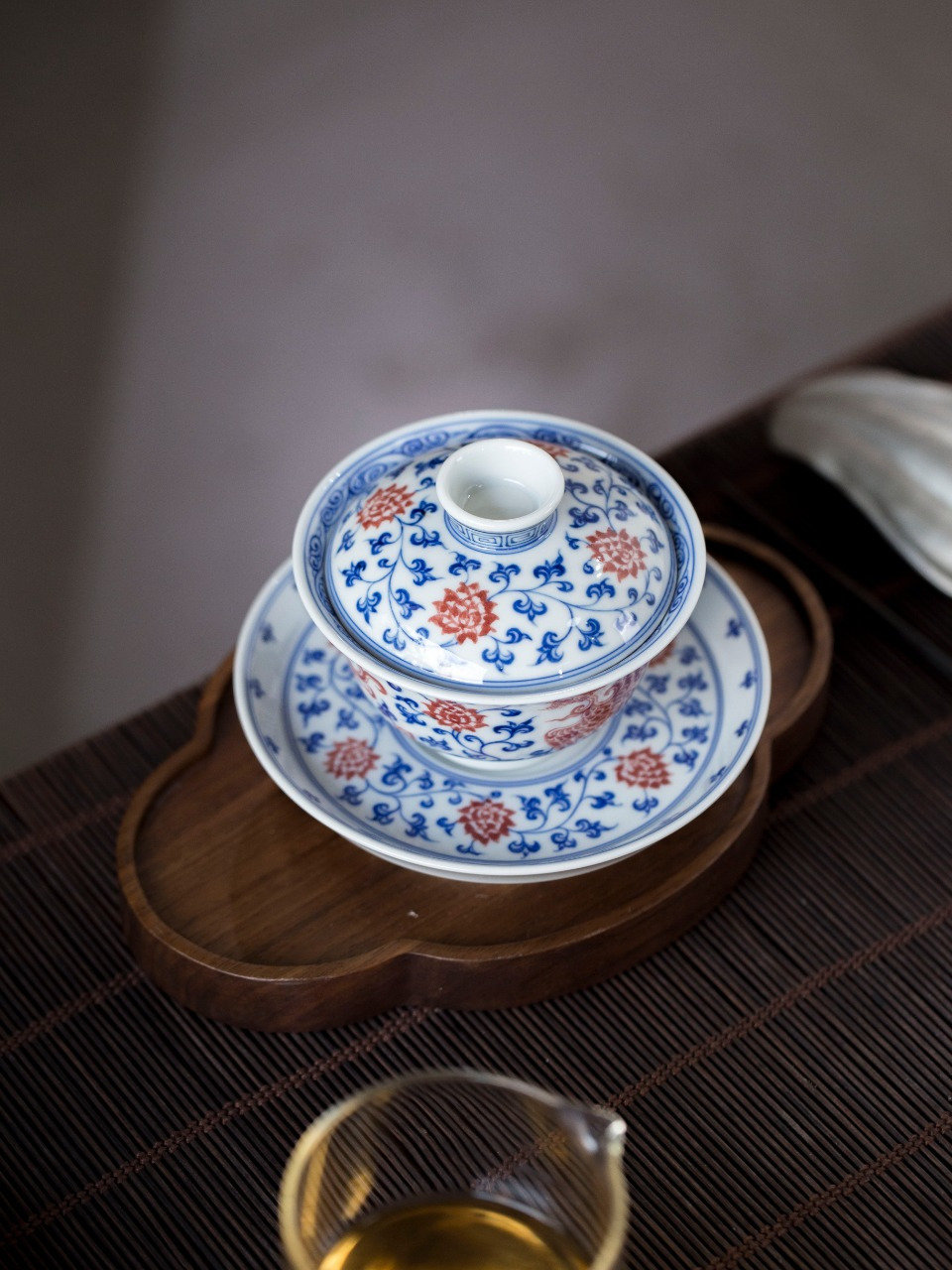 青花釉下红双凤缠枝三才盖碗岩茶泡茶器具仿古手工胎高脚托大气功夫