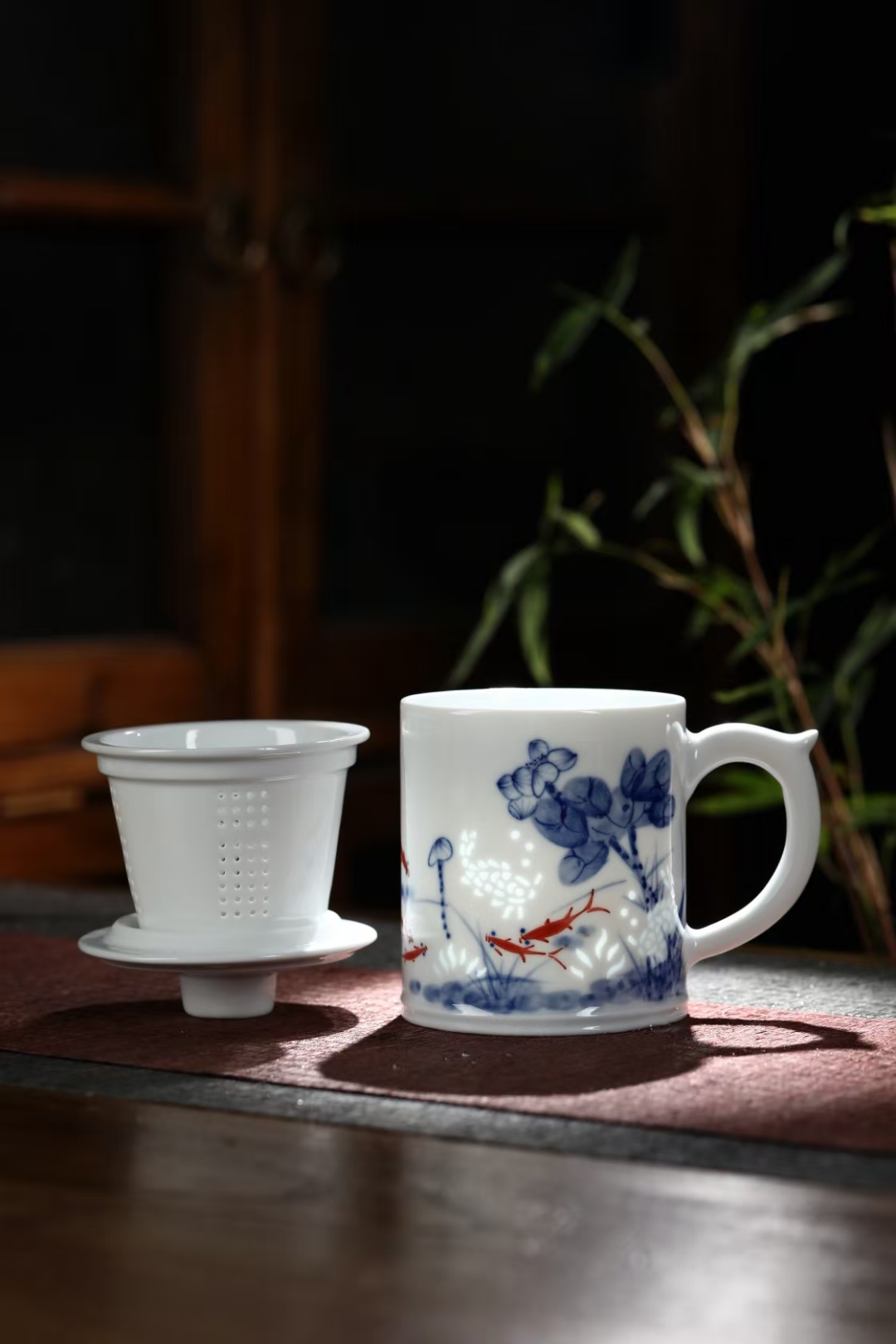 景德镇釉下彩陶瓷茶杯茶水分离办公杯大容量带盖过滤