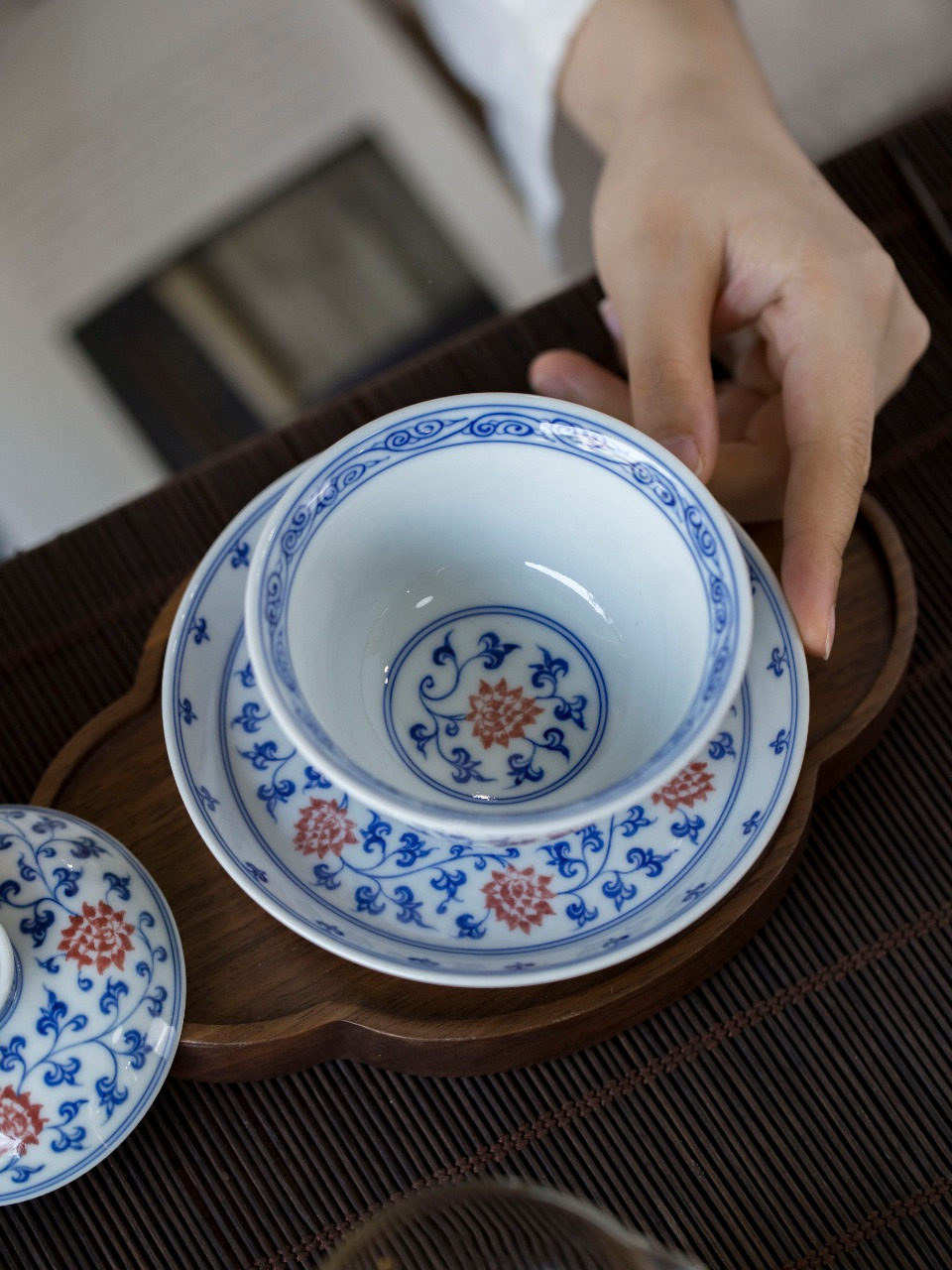 青花釉下红双凤缠枝三才盖碗岩茶泡茶器具仿古手工胎高脚托大气功夫