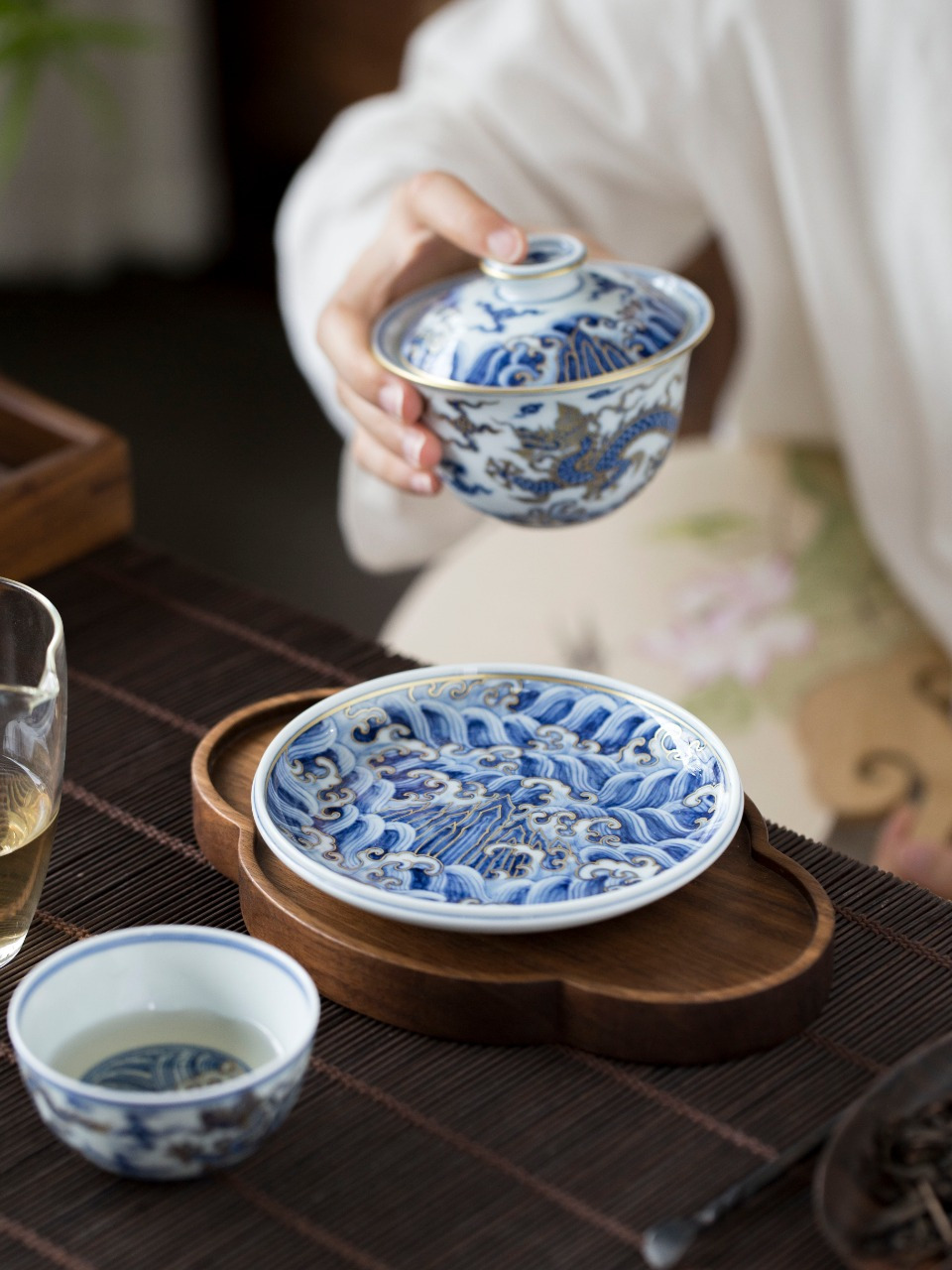 描金手绘海水龙纹三才盖碗景德镇纯手工胎满绘描真金大号功夫泡茶器具