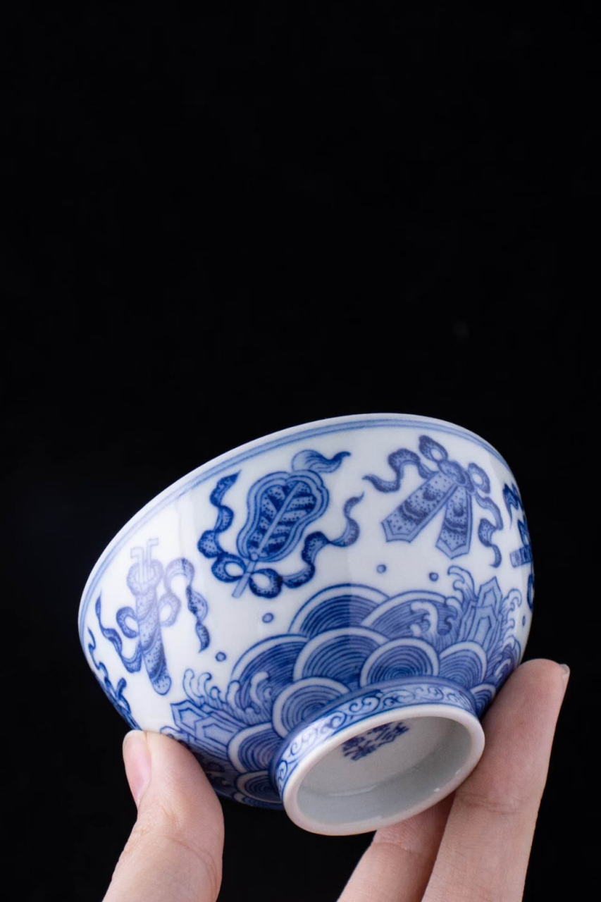 手绘青花点工八宝海水纹主人杯内绘福山寿海景德镇手工胎仿古釉陶瓷单
