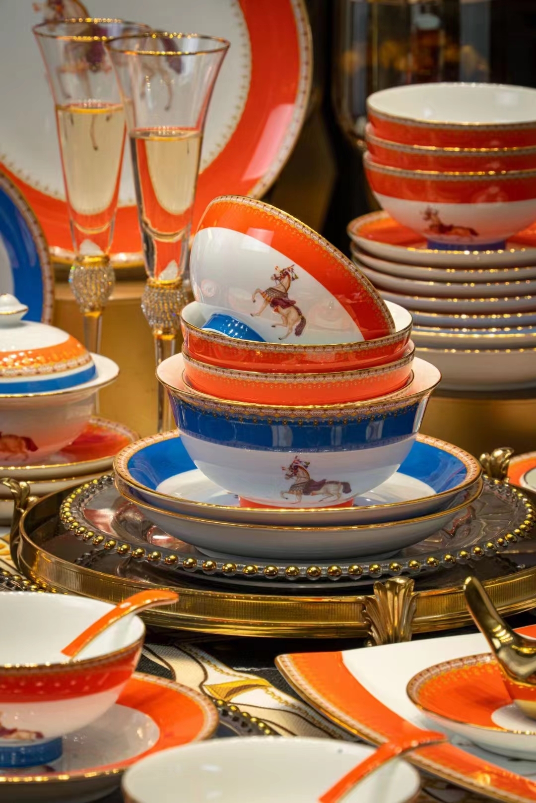 景德镇高档陶瓷白瓷餐具爱马仕欧式风汤碗碟套装家用组合乔迁轻奢宫廷