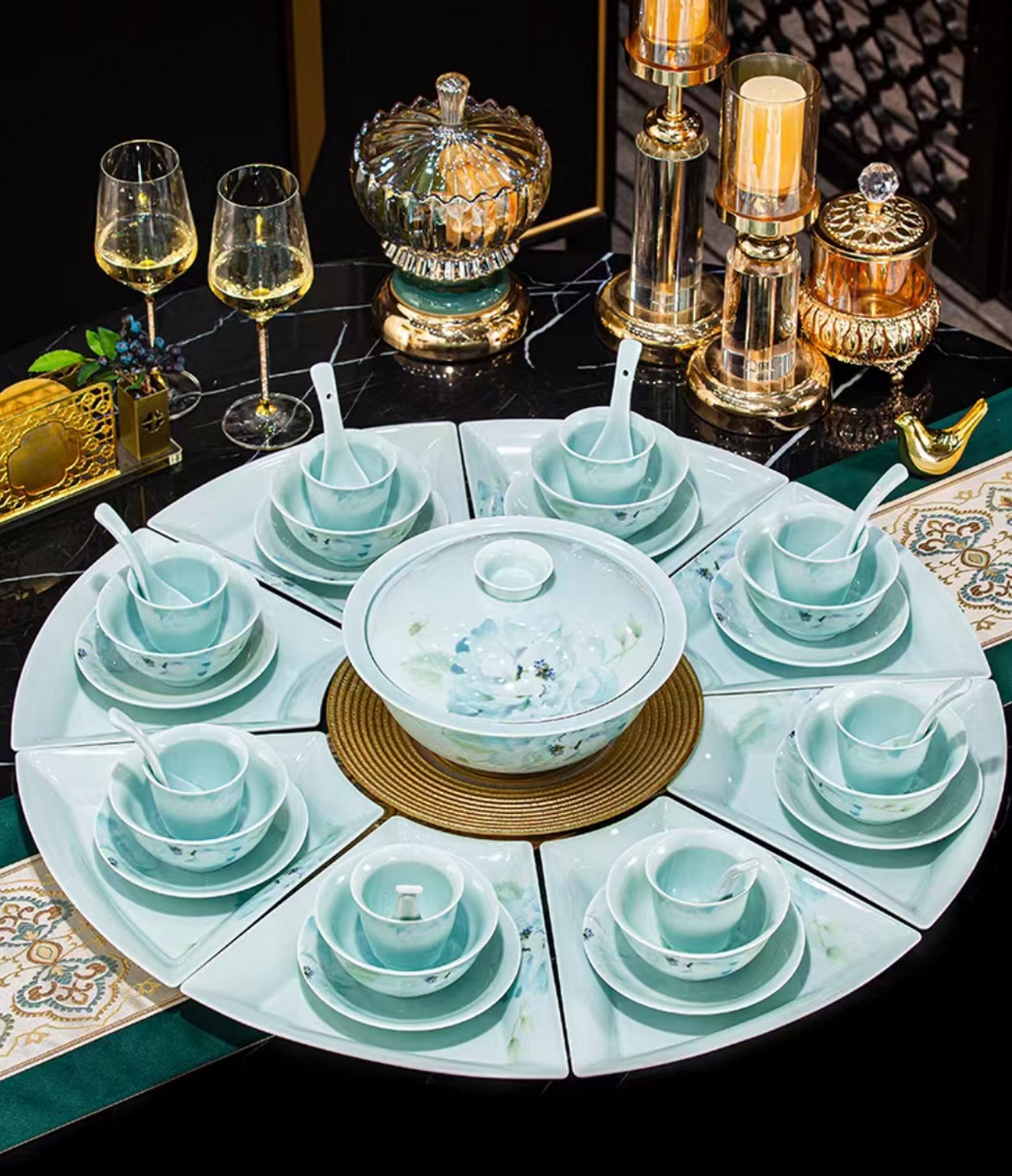 新中式摆盘餐具套装景德镇本土高白瓷圆桌拼盘碗碟青釉牡丹高档礼品