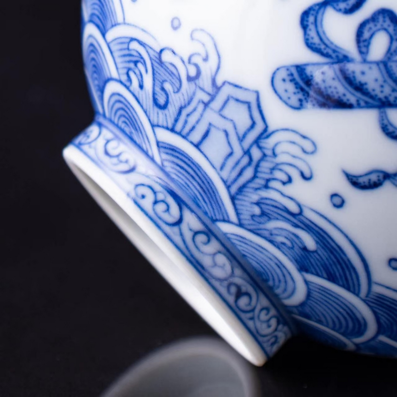 手绘青花点工八宝海水纹主人杯内绘福山寿海景德镇手工胎仿古釉陶瓷单