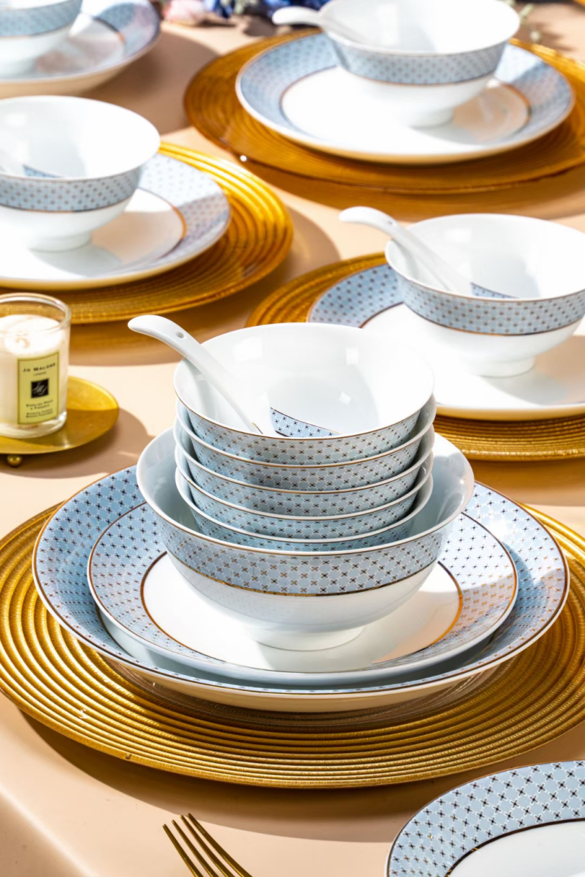 "新家装修,终于可以换上这套景德白瓷餐具套装碗碟家用欧式轻奢乔迁