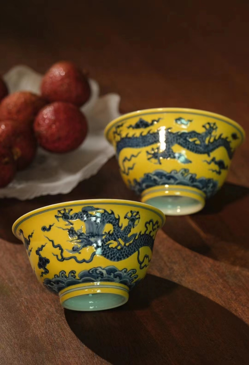 大明宣德黄地青花龙纹经典陶瓷压手杯景德镇手工仿古泥匠人传承手作