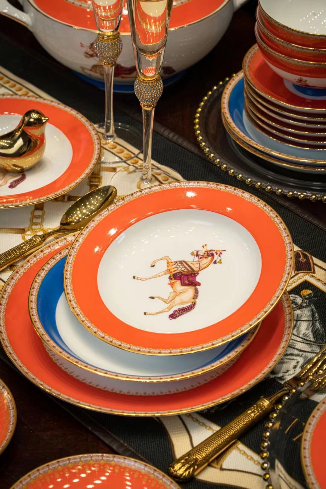 景德镇高档陶瓷白瓷餐具爱马仕欧式风汤碗碟套装家用组合乔迁轻奢宫廷