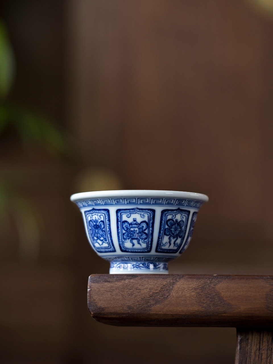 青花厚胎满绘点工八宝两才泡茶盖碗壶承经典永乐器型压手杯子茶具套系