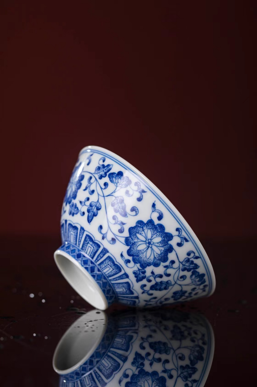 95景德镇经典陶瓷茶具手工仿古薄胎点工手绘青花缠枝纹功夫茶主人