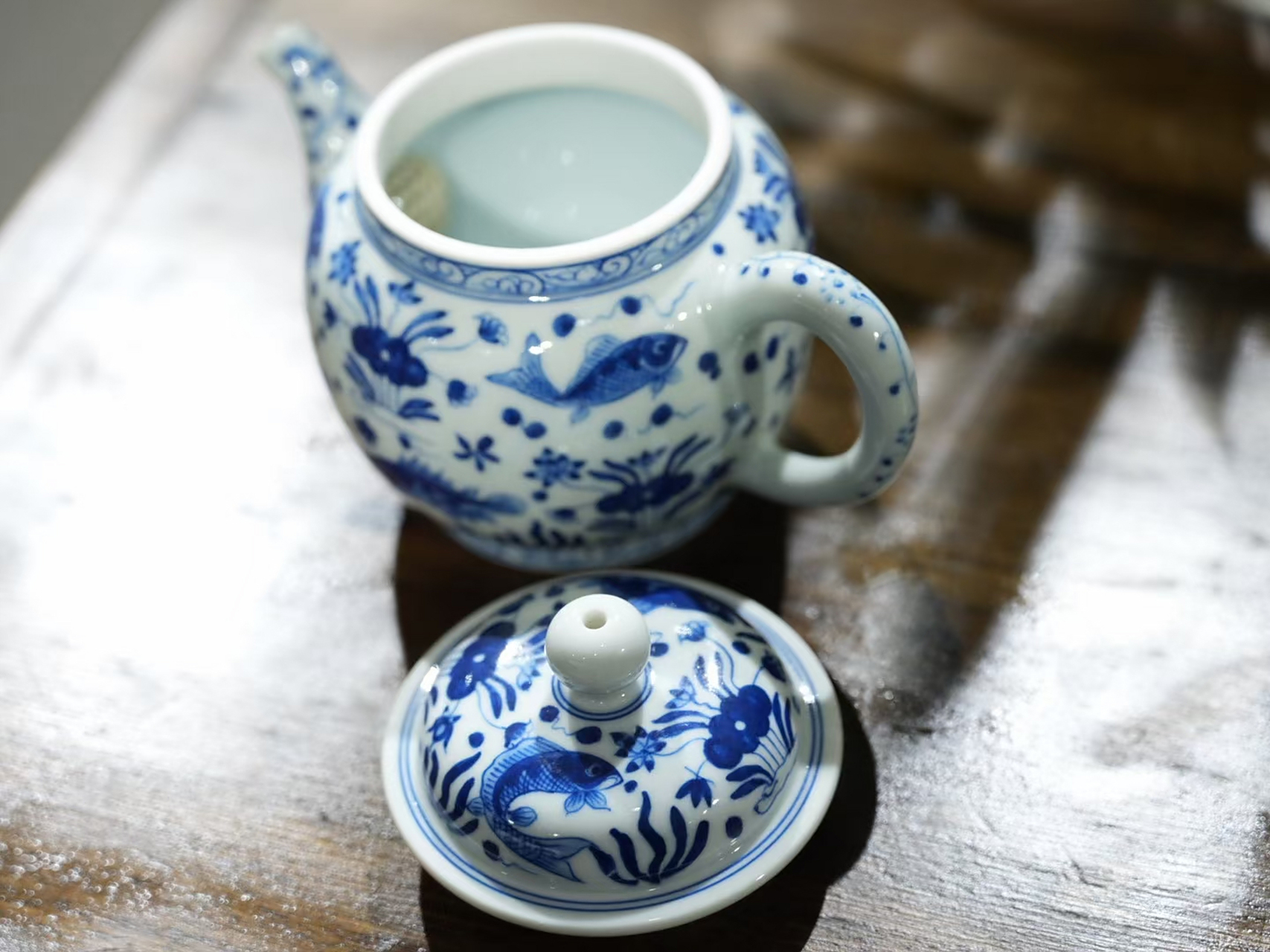 茶壶景德镇匠人古法手绘青花鱼藻纹泡茶壶经典纹饰球孔陶瓷壶功夫茶具