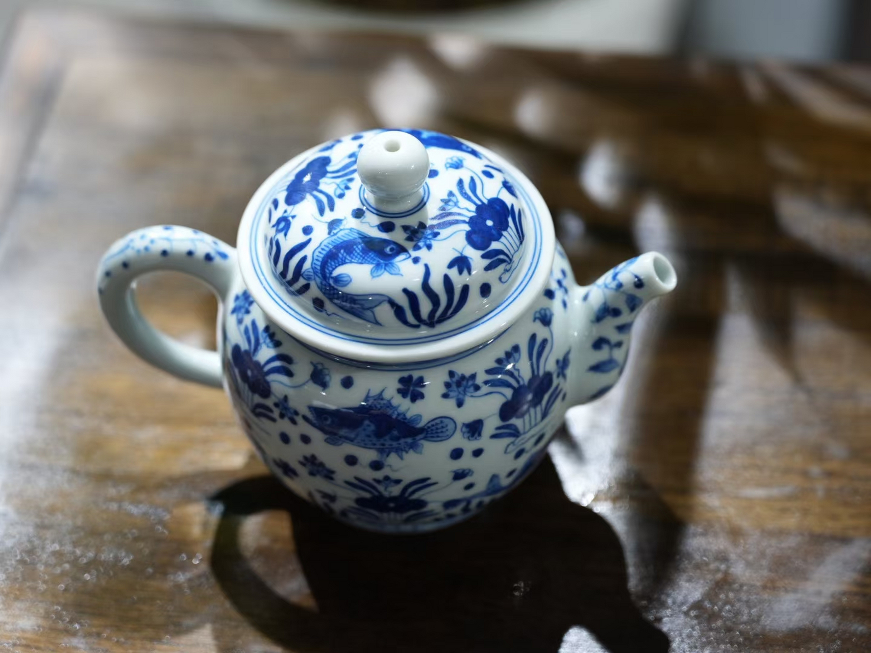 纯手工青花瓷茶壶景德镇匠人古法手绘青花鱼藻纹泡茶壶经典纹饰球孔