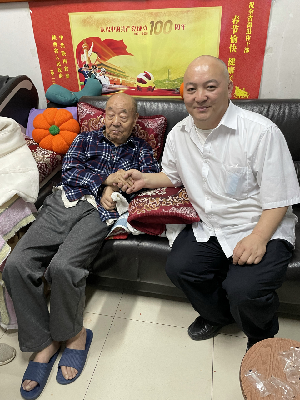 著名爱心人士少华集团董事长高海军王伟总裁 著名爱心人士少华集团