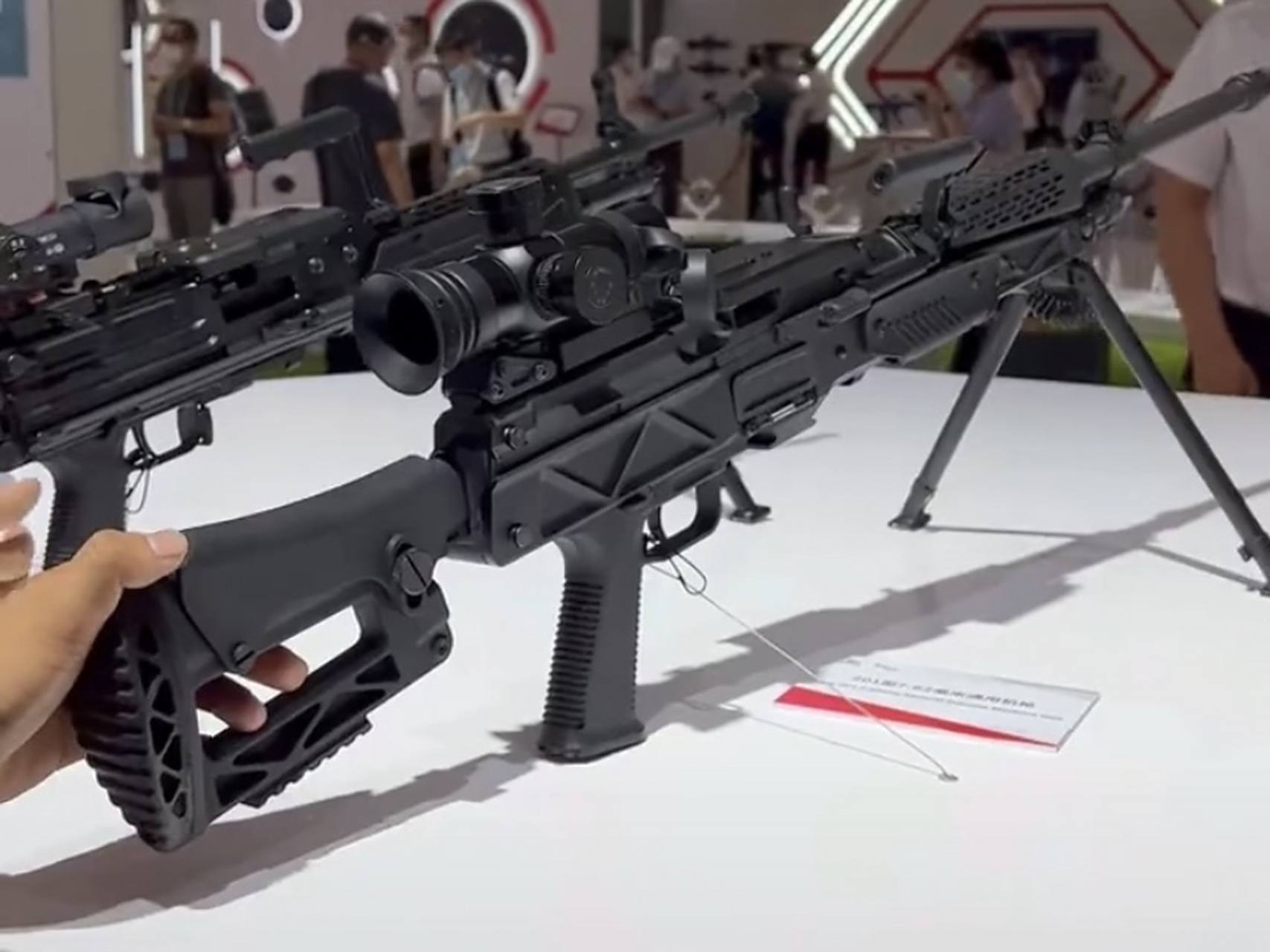 8mm的88式通用机枪,被我陆军淘汰的背景下,我军现役中已经没有了出厂