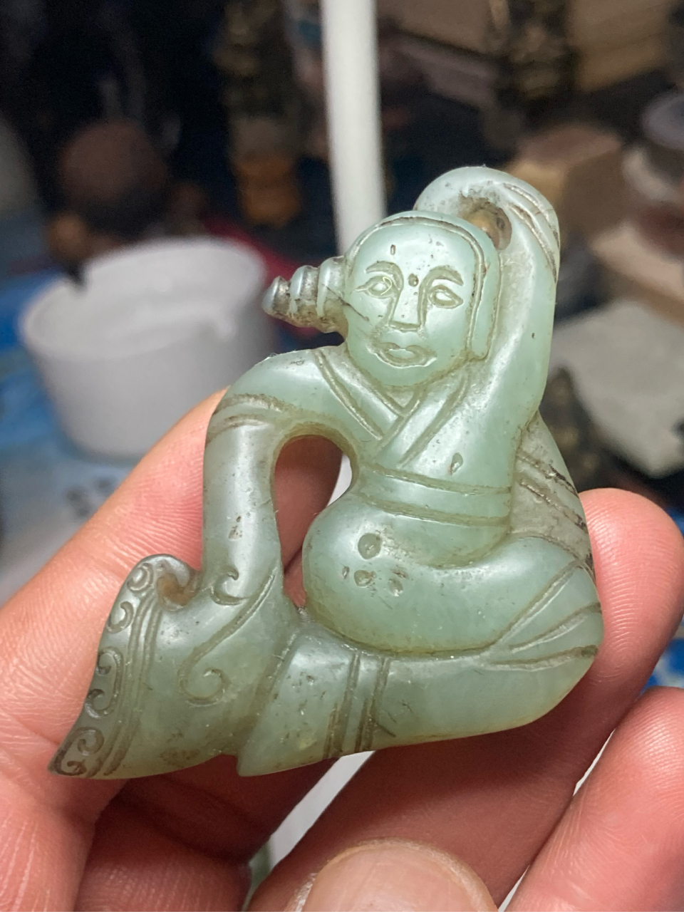 买了个玉雕.玉贵人.这句话说的好呀.我买了.贵人还没遇到.