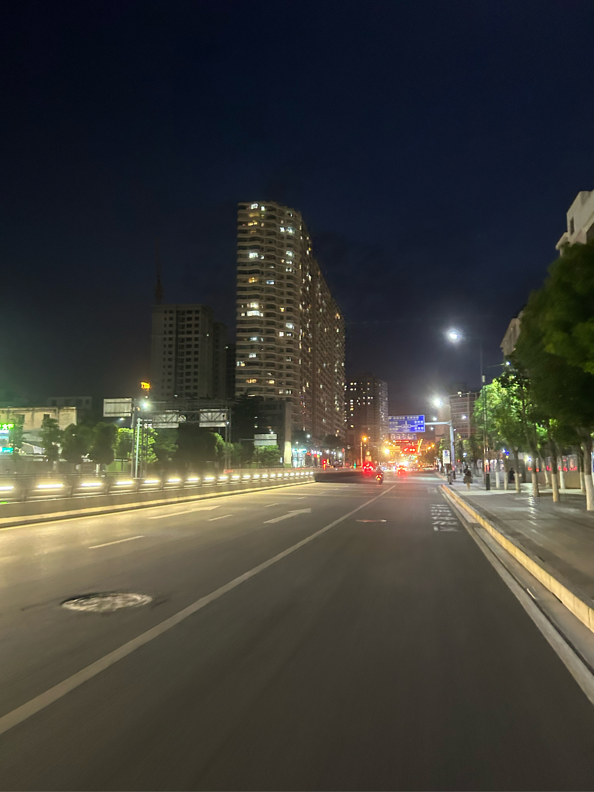 夜里城市的图片大全图片