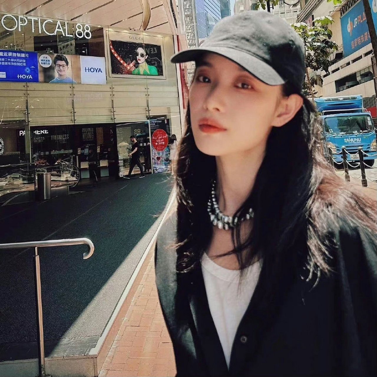 我的头像大户之 蒋依依  倪妮篇#蒋依依# #倪妮# #头像