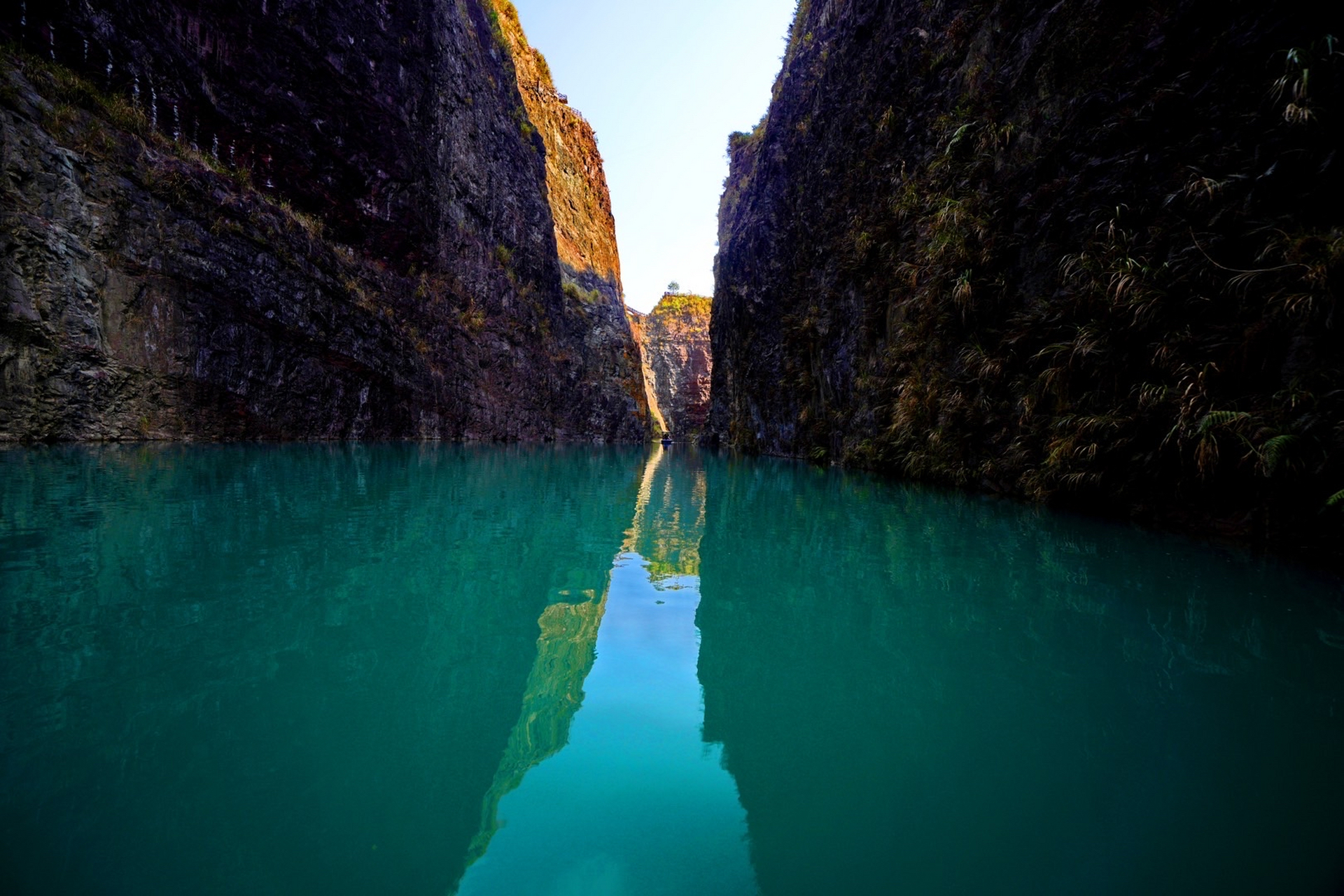 去看中国矿坑奇观泰顺仕阳章氏矿坑冰城旅游区清凉一夏,这是夏天最