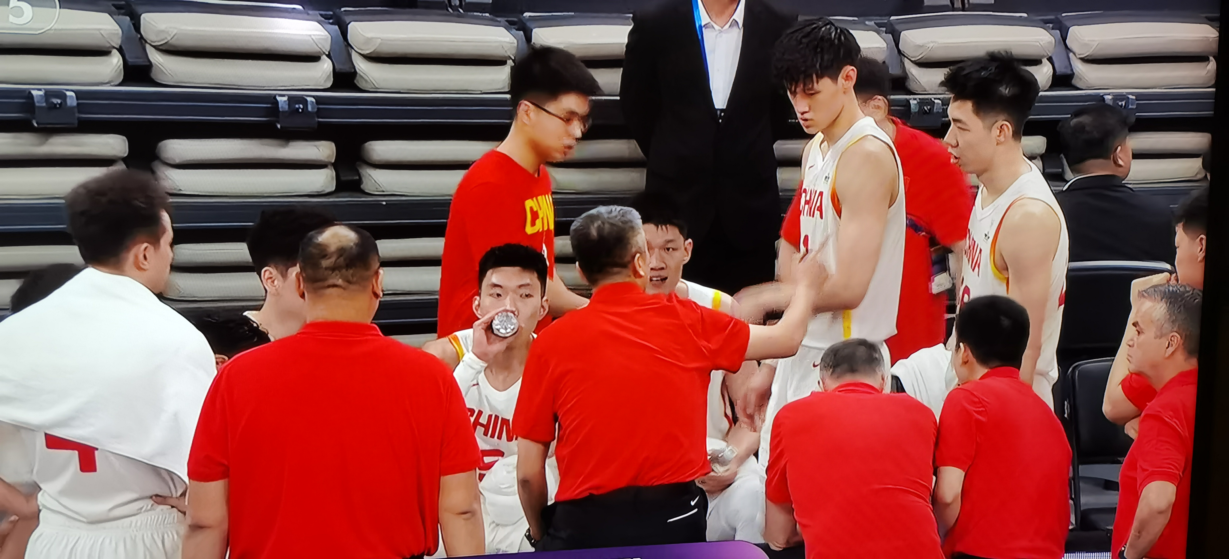 德信app-球队在比赛中发挥出色，获得连胜