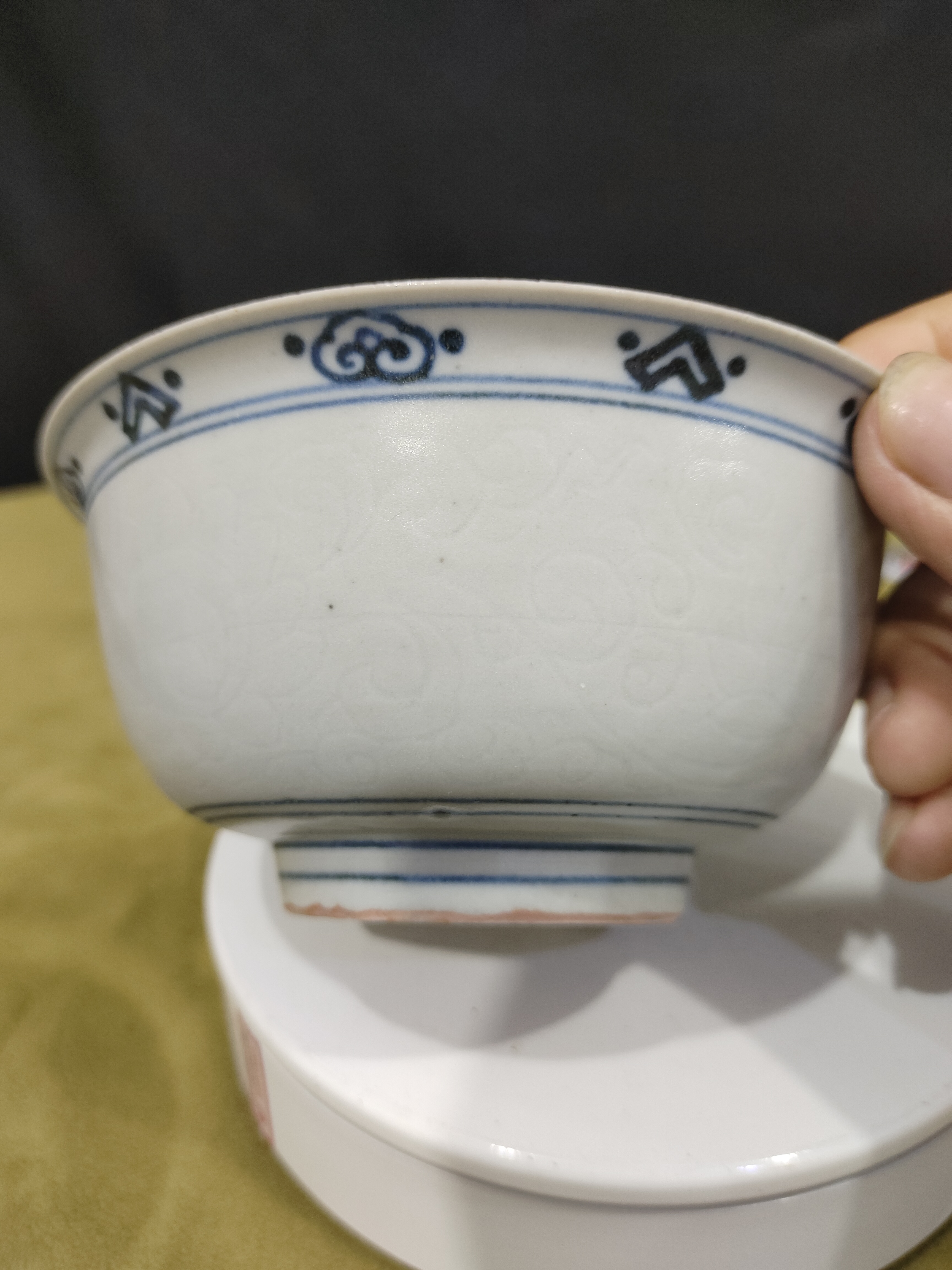 海捞瓷回流瓷,,明代青花瓷的胎体洁白细腻,瓷化程度较高,釉质薄而透明