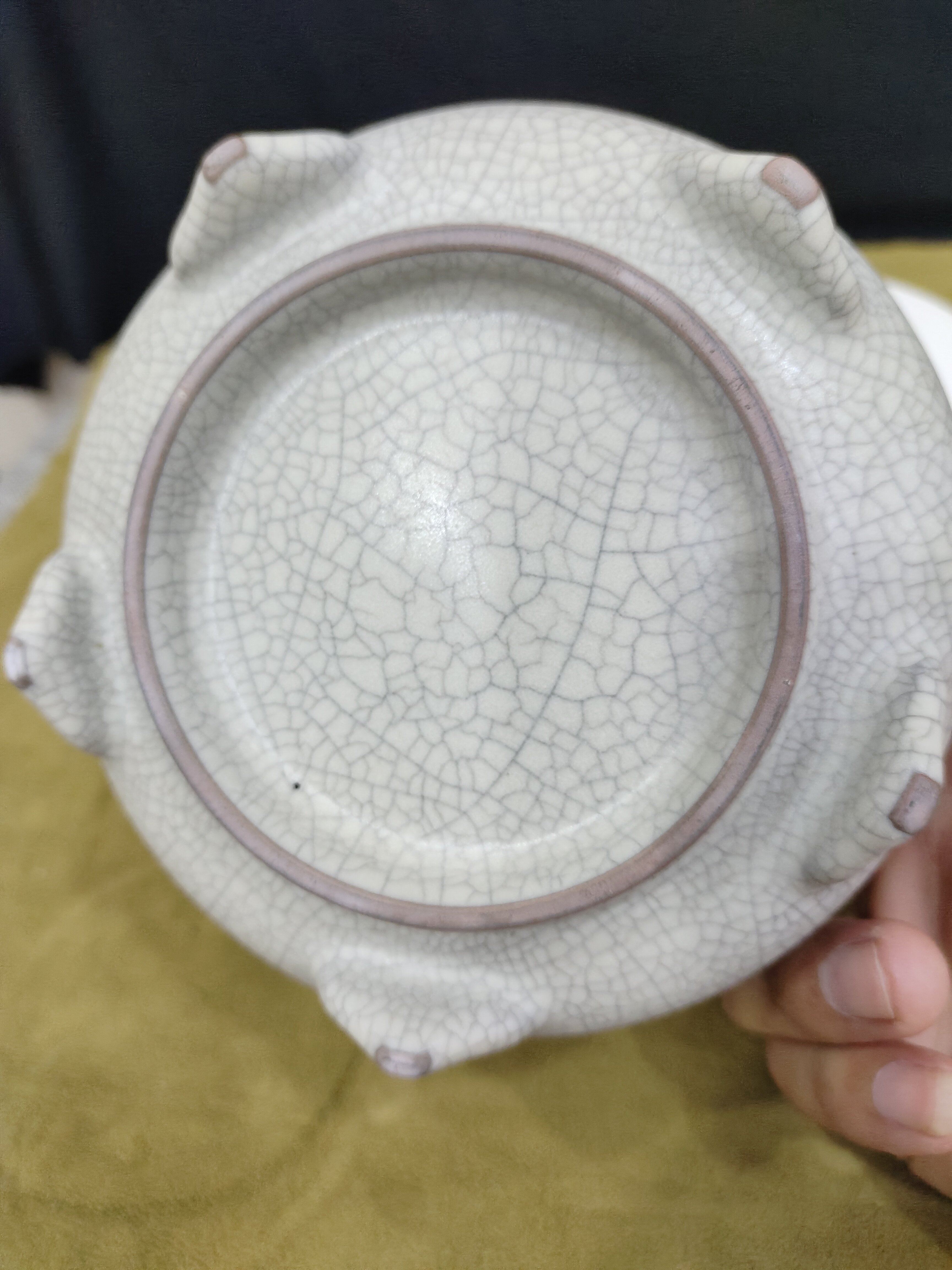 海捞瓷回流瓷哥窑,,  宋代 烧造年代为南宋中晚期,产地为浙江龙泉名列