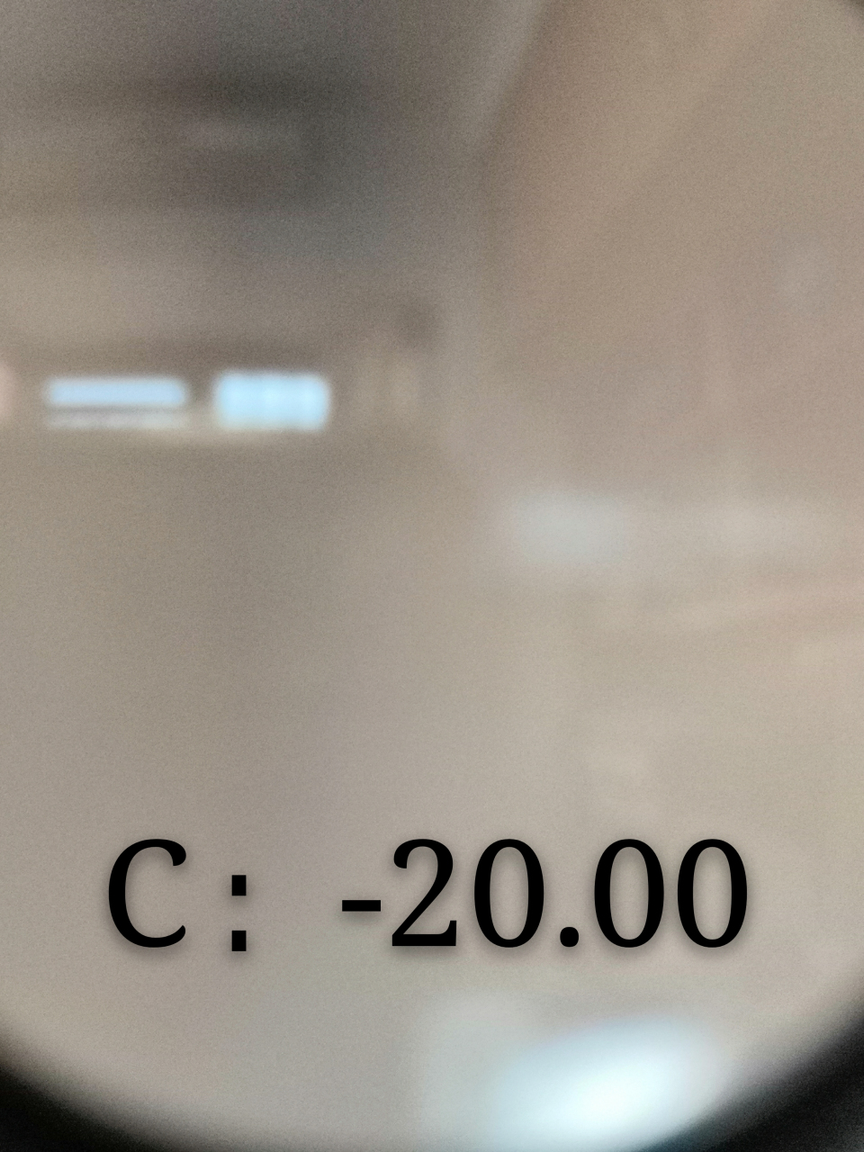 近视/远视眼中的世界( 为远视,-为近视,c是近视的缩写字母,如c:-20.