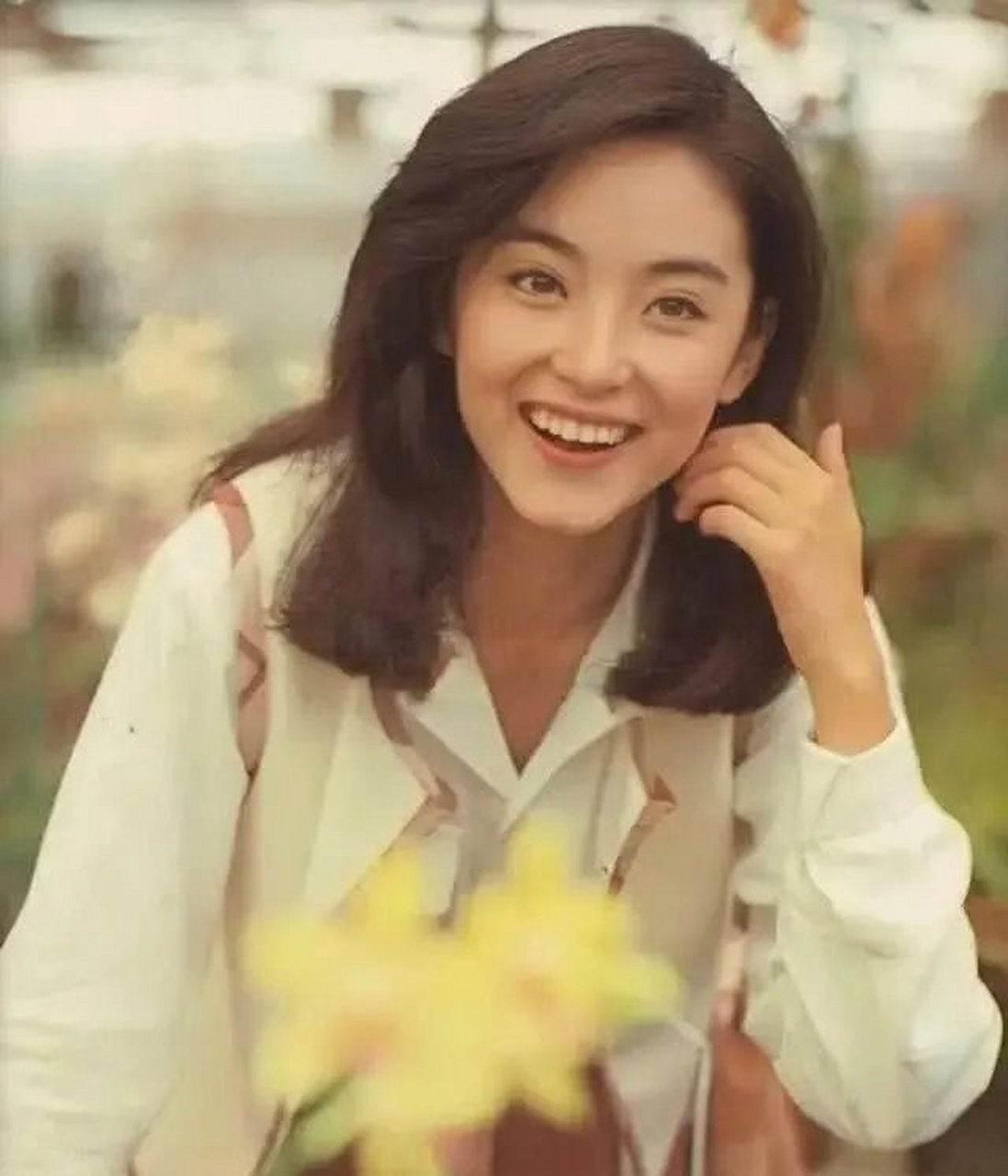 林青霞说她小时候因为长相而自卑,是不是大美人都是美而不自知的