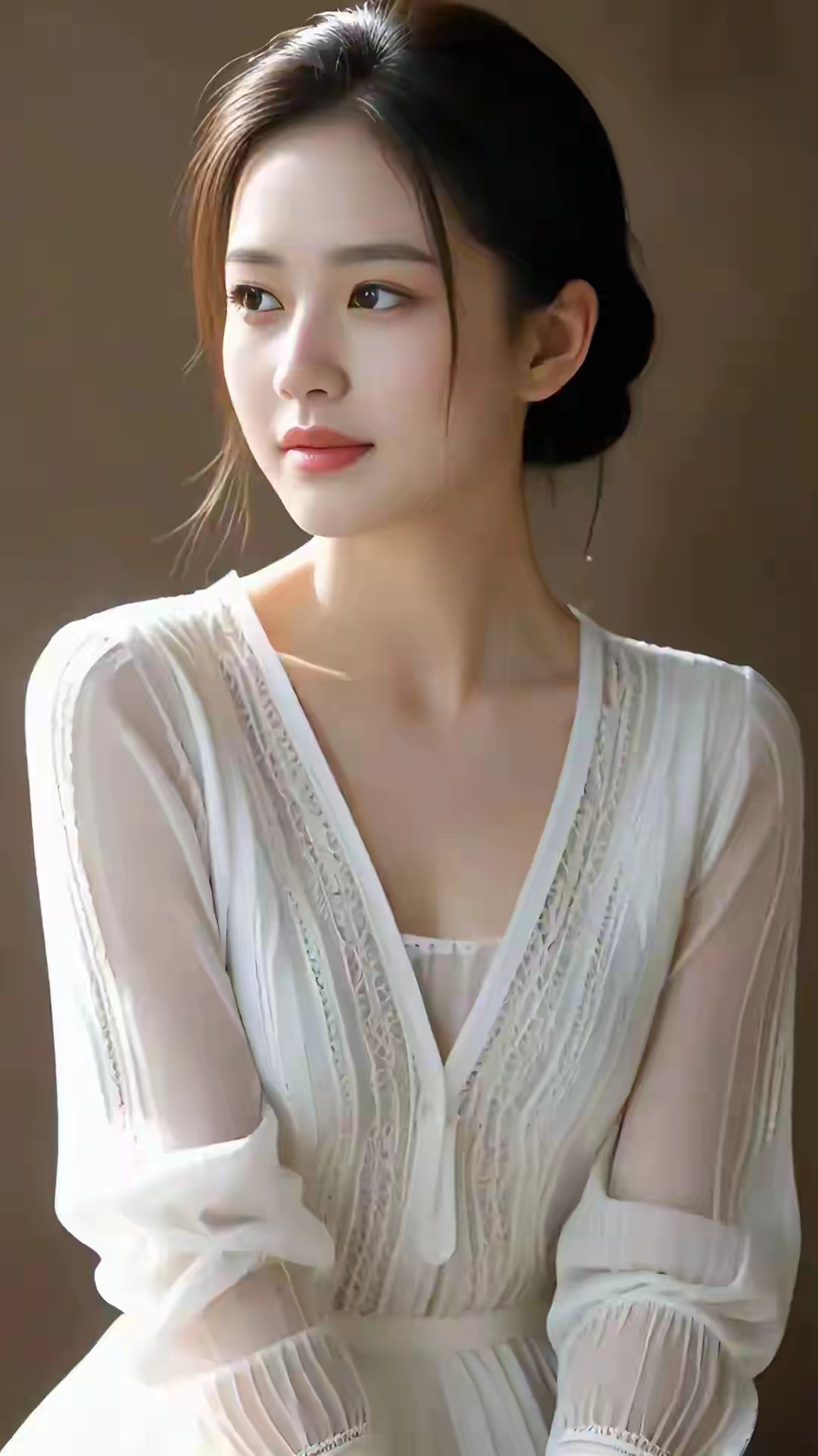 穿着白裙的优雅女士,静静绽放如兰,岁月静好,现世安稳