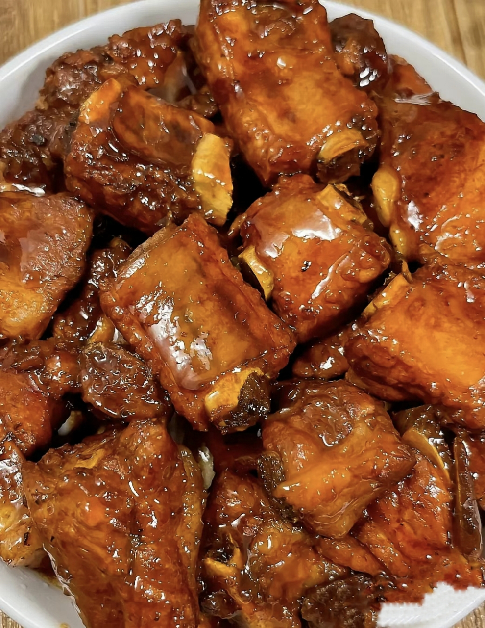 下面,我将为您详细介绍如何制作这道美味的红烧排骨.