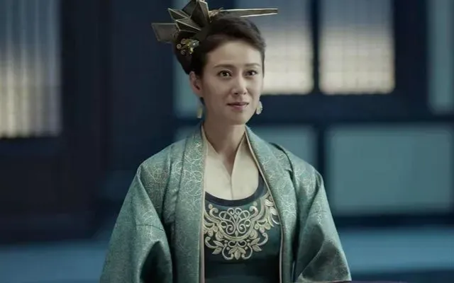 庆余年二里的范建的二夫人柳如玉没换人吧,和第一季看着像是一个人